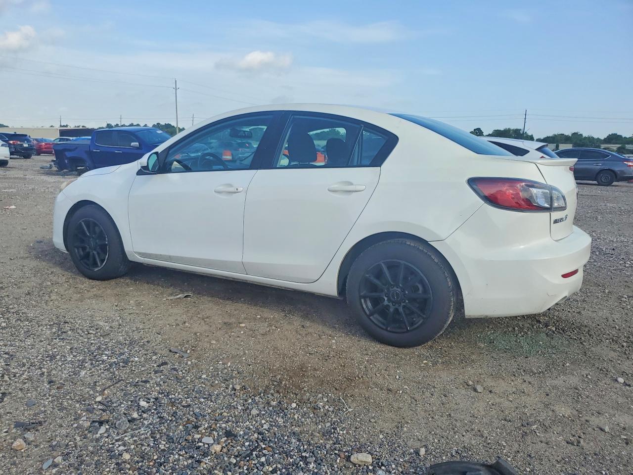 2013 Mazda 3 I White vin: JM1BL1TF7D1847720
