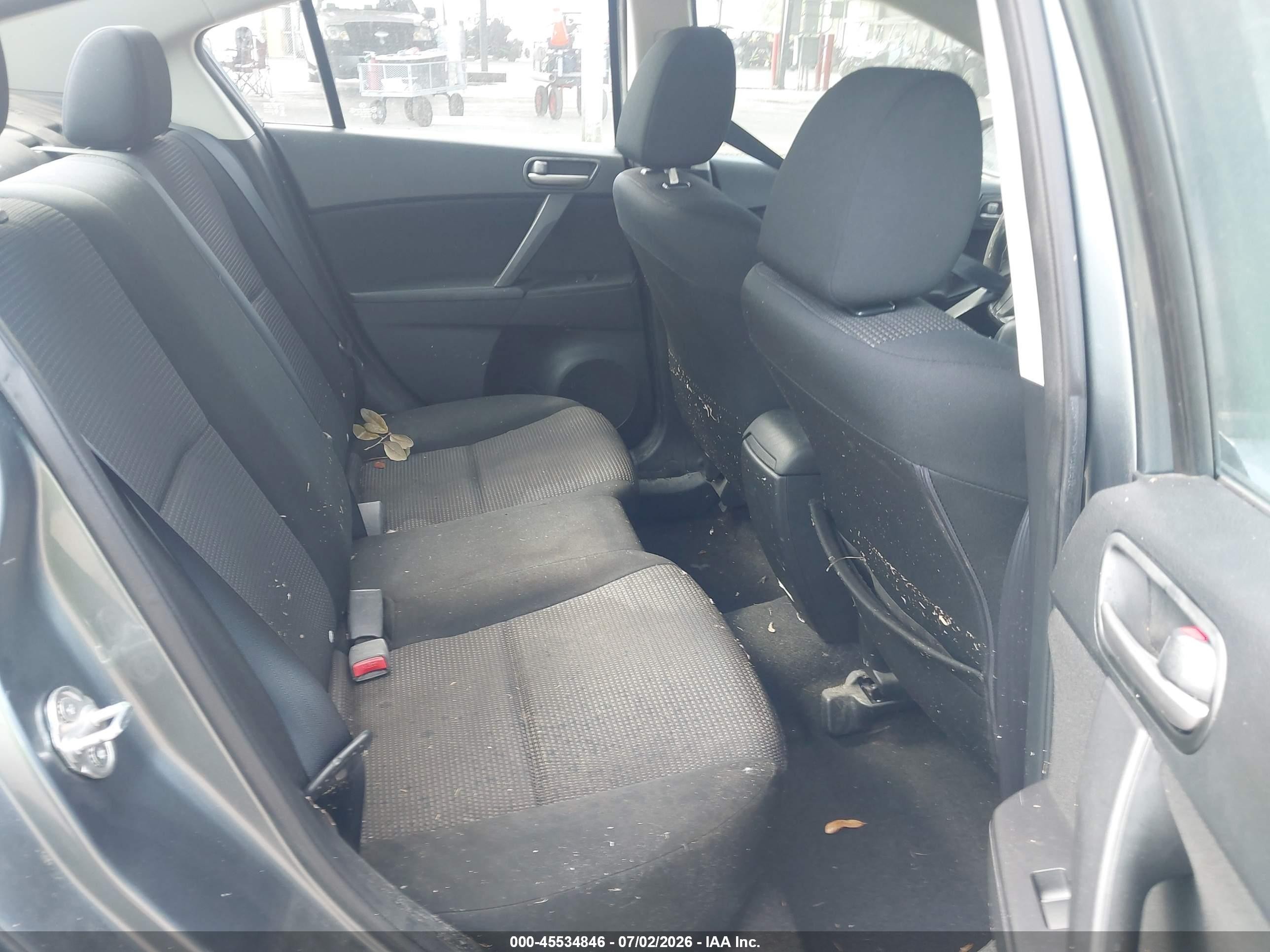 2013 Mazda Mazda3 I Sv Blue vin: JM1BL1TF9D1734514