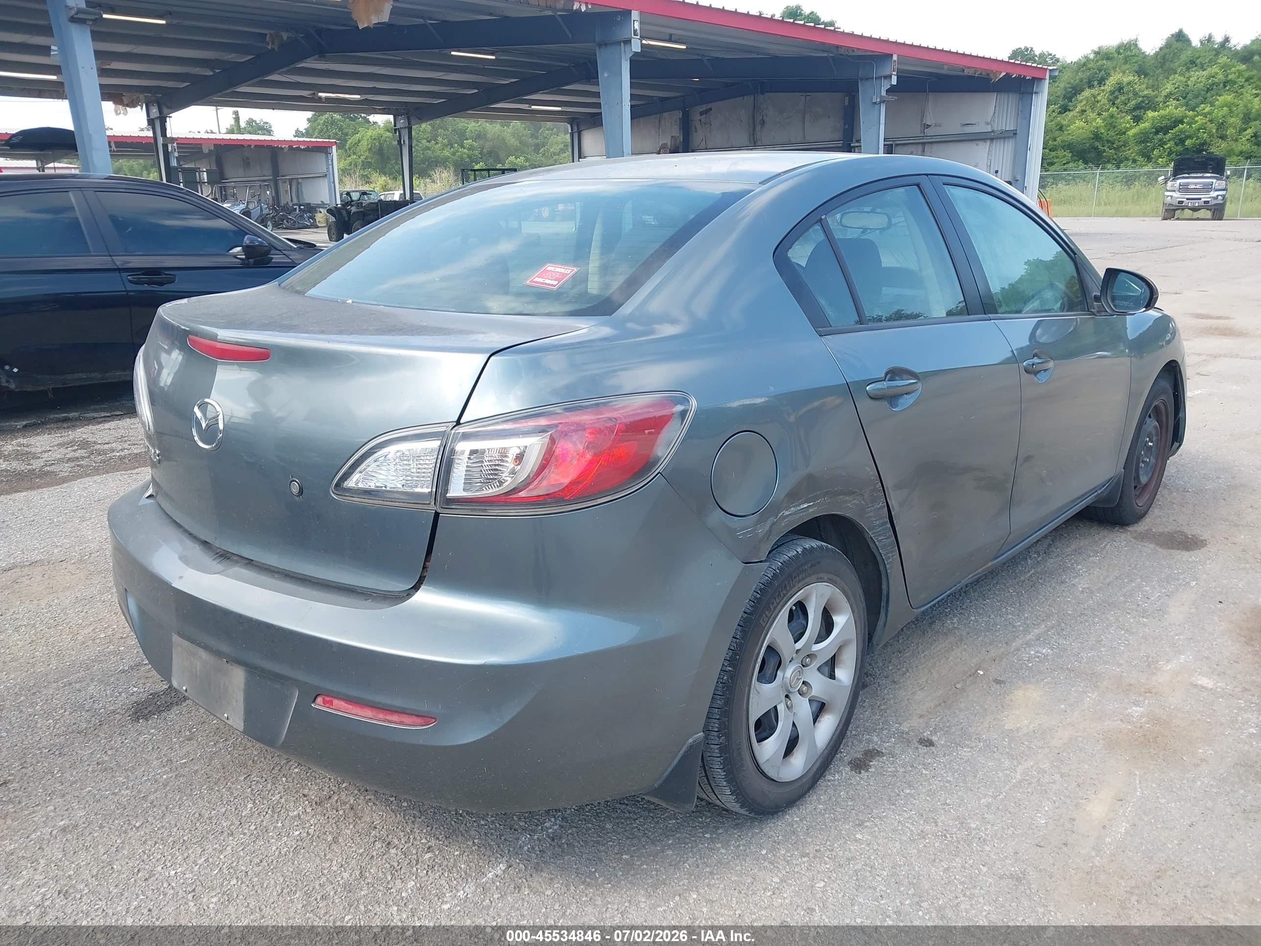 2013 Mazda Mazda3 I Sv Blue vin: JM1BL1TF9D1734514