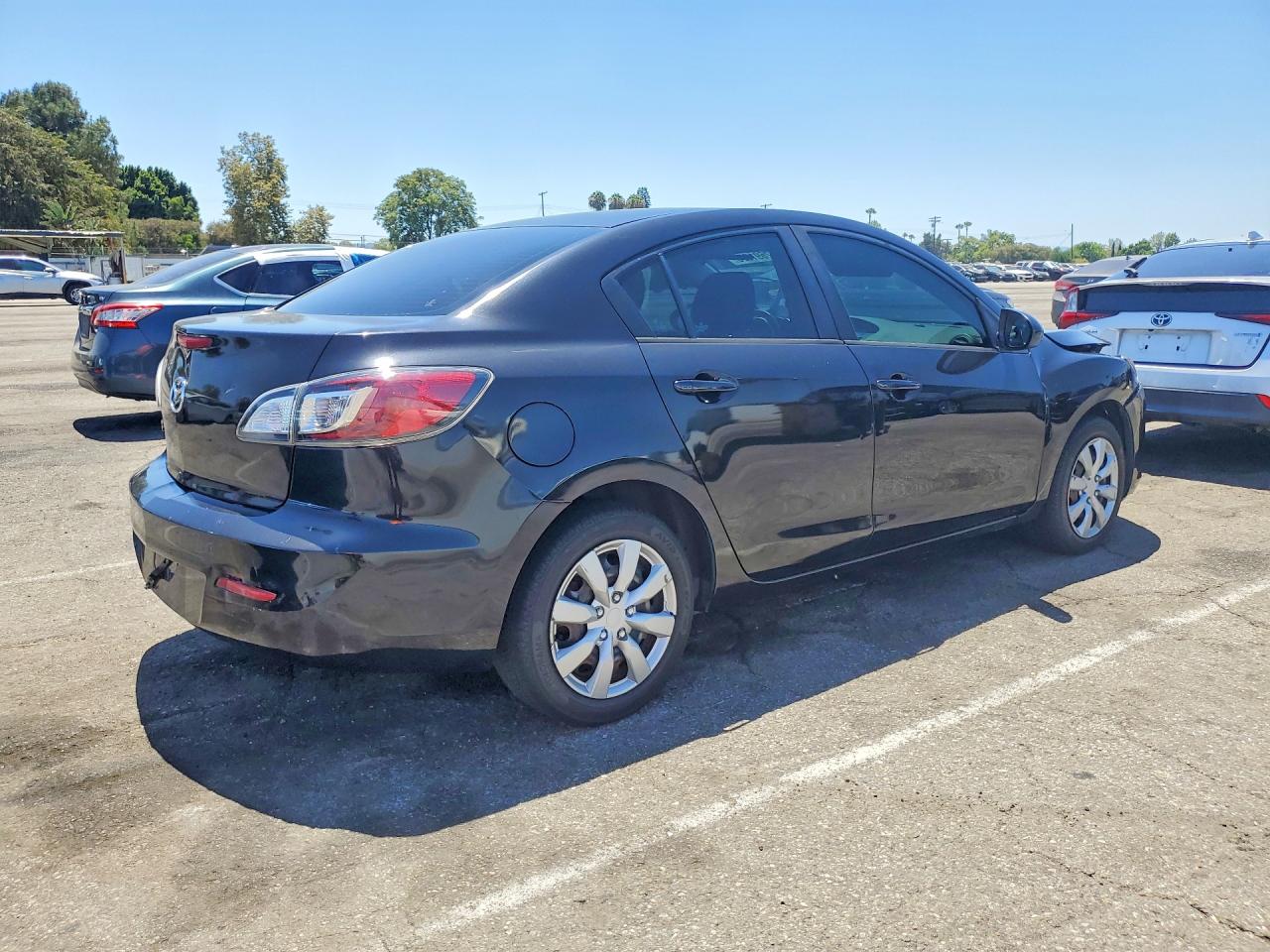 2013 Mazda 3 I Black vin: JM1BL1TG1D1730790