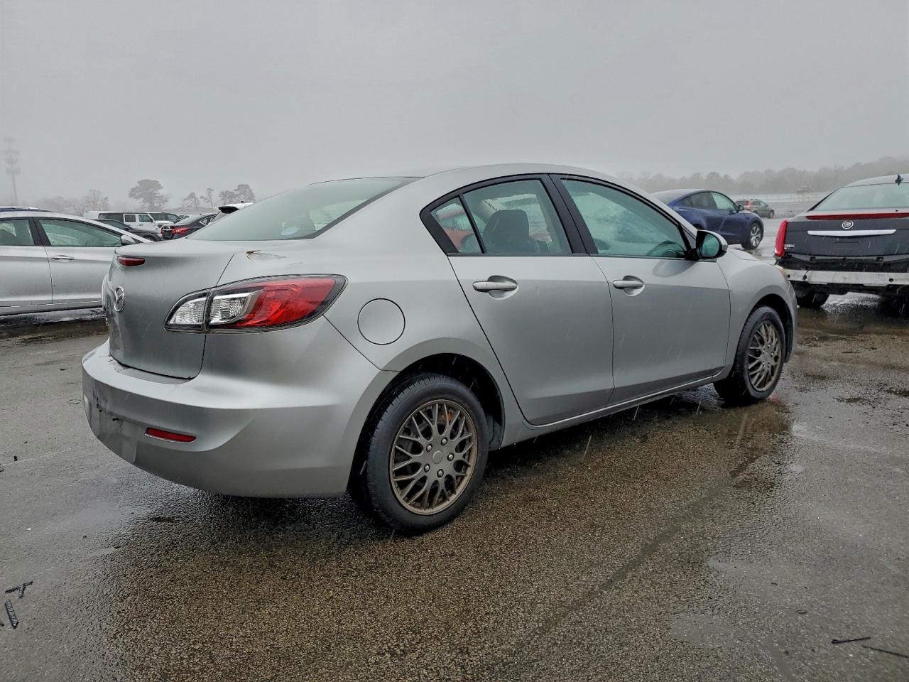 2013 Mazda 3 I Silver vin: JM1BL1TG1D1787944