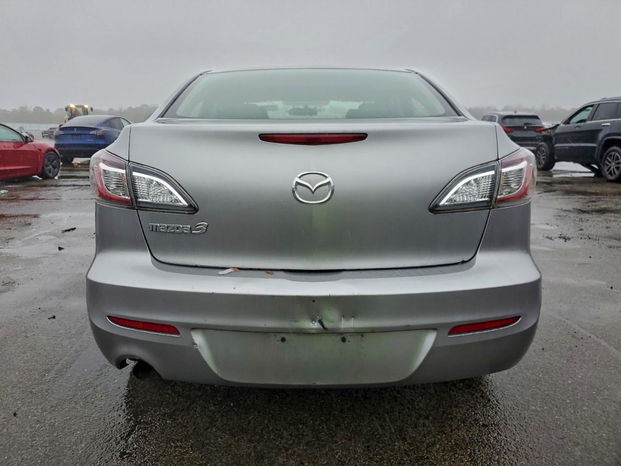 2013 Mazda 3 I Silver vin: JM1BL1TG1D1787944