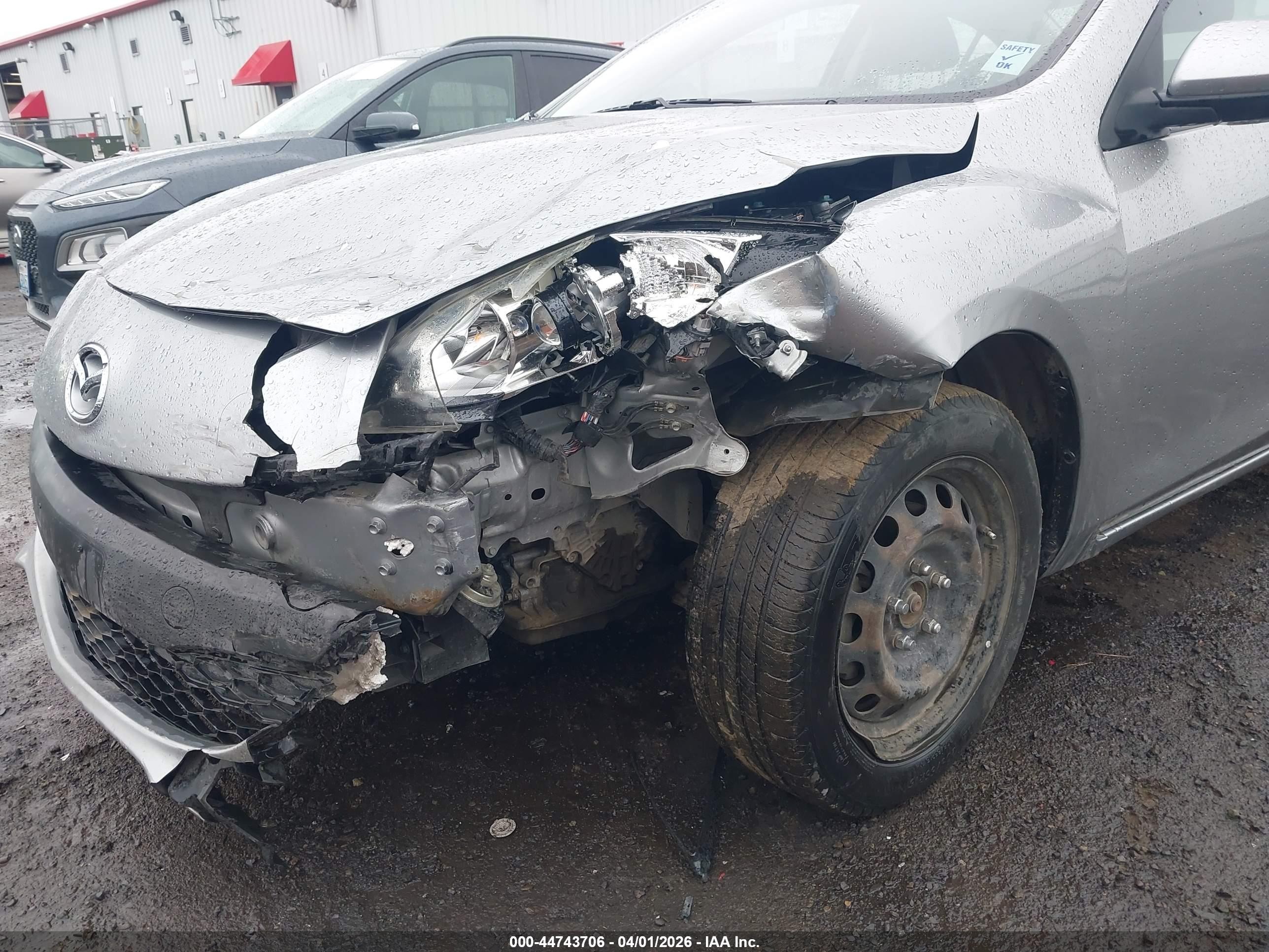 2013 Mazda Mazda3 I Sv Silver vin: JM1BL1TG1D1842392