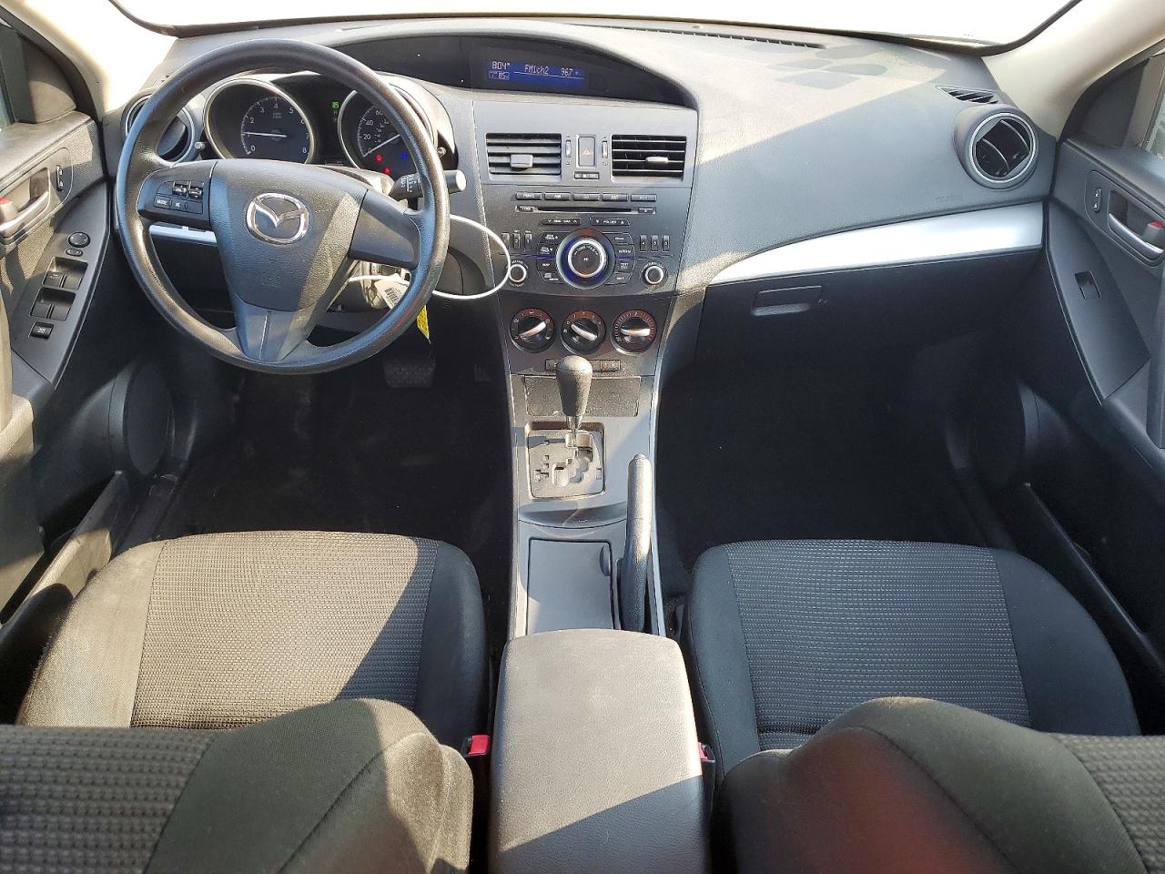 2013 Mazda 3 I Белый vin: JM1BL1TG3D1742990