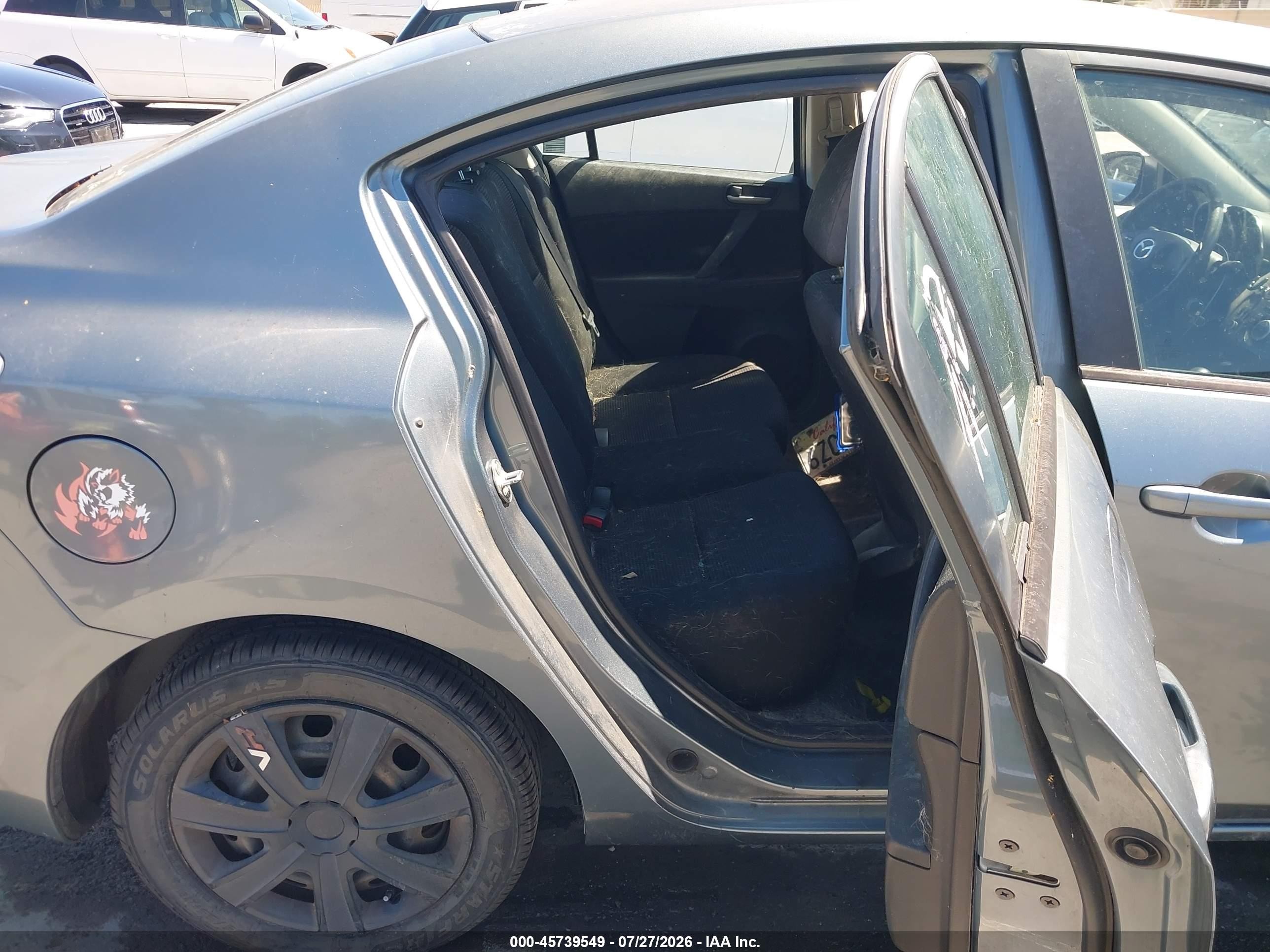 2013 Mazda Mazda3 I Sv Blue vin: JM1BL1TG4D1770989