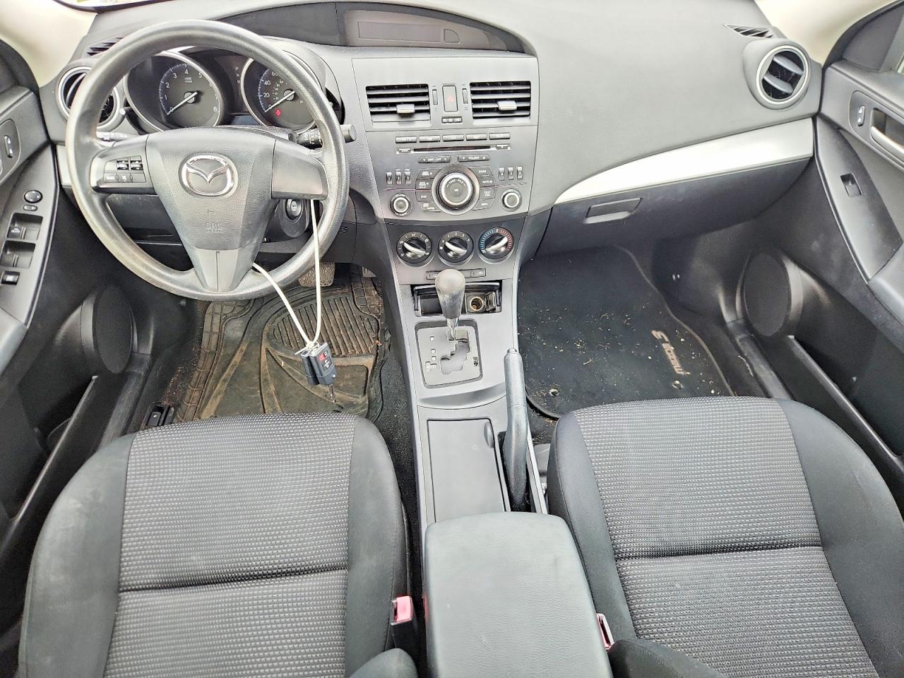2013 Mazda 3 I Белый vin: JM1BL1TG4D1845805
