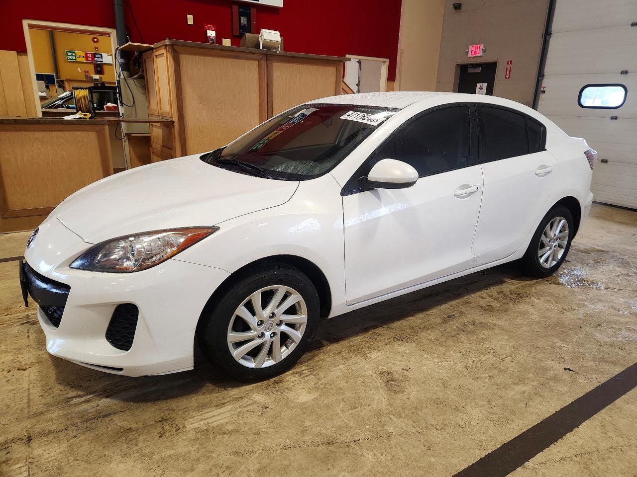 2013 Mazda Mazda 3 White vin: JM1BL1TG6D1810215