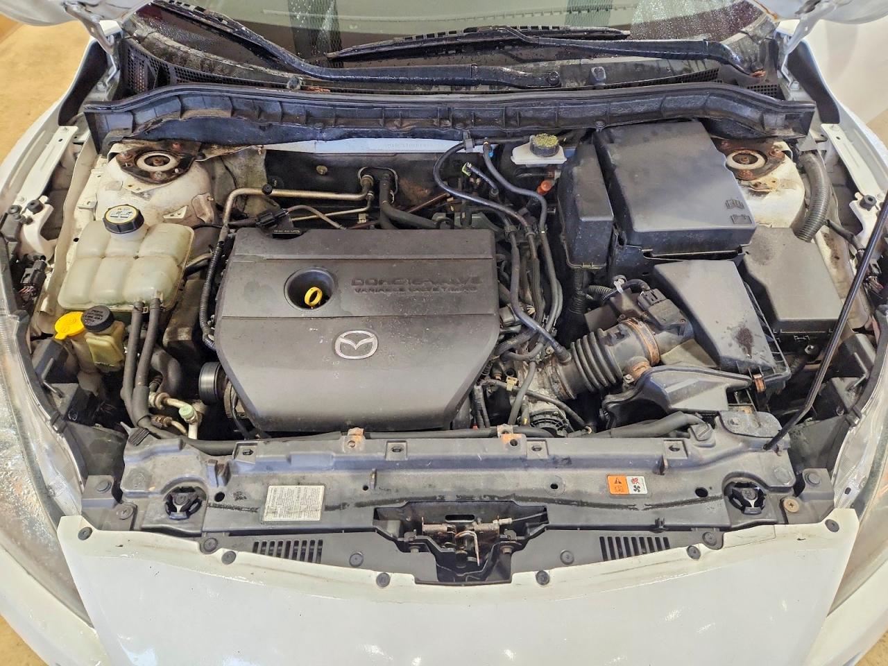 2013 Mazda Mazda 3 White vin: JM1BL1TG6D1810215