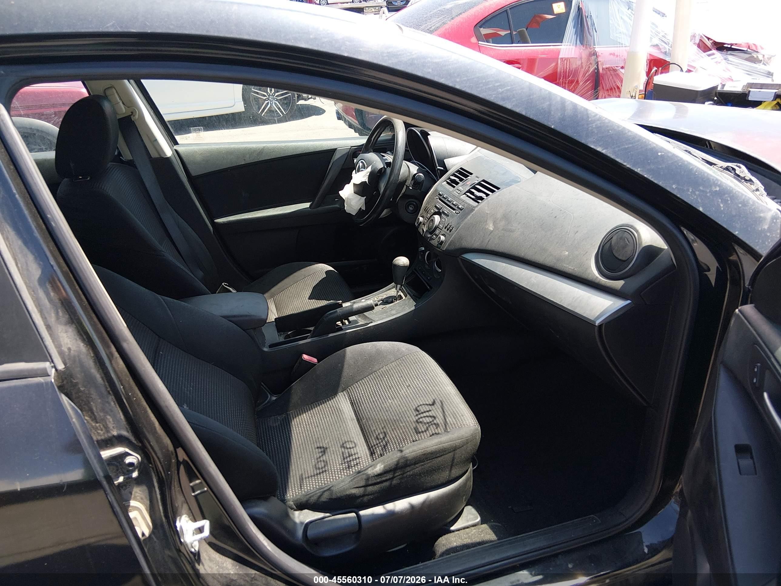 2013 Mazda Mazda3 I Sv Черный vin: JM1BL1TG7D1765012