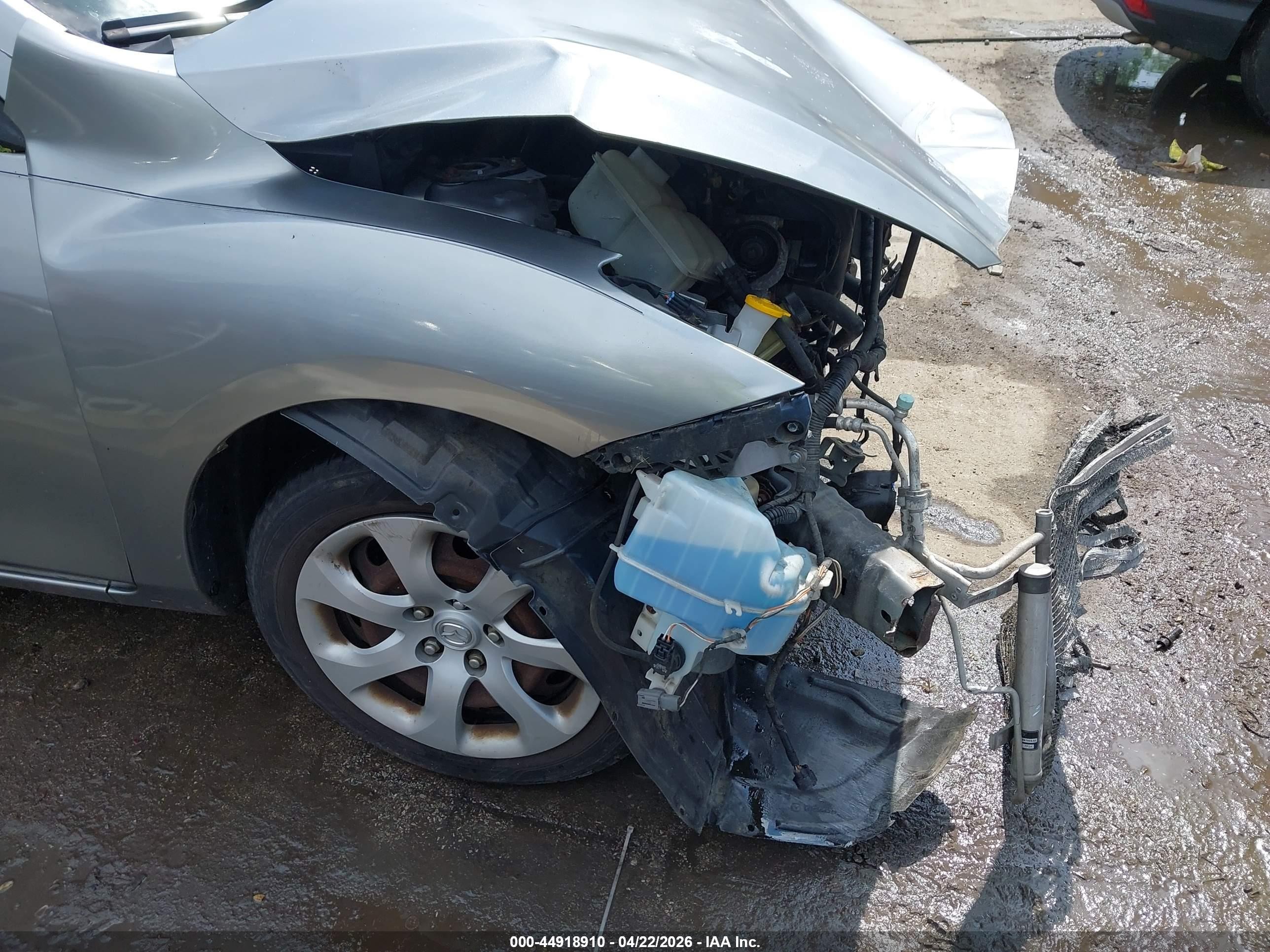2013 Mazda Mazda3 I Sv Gray vin: JM1BL1TG8D1724386