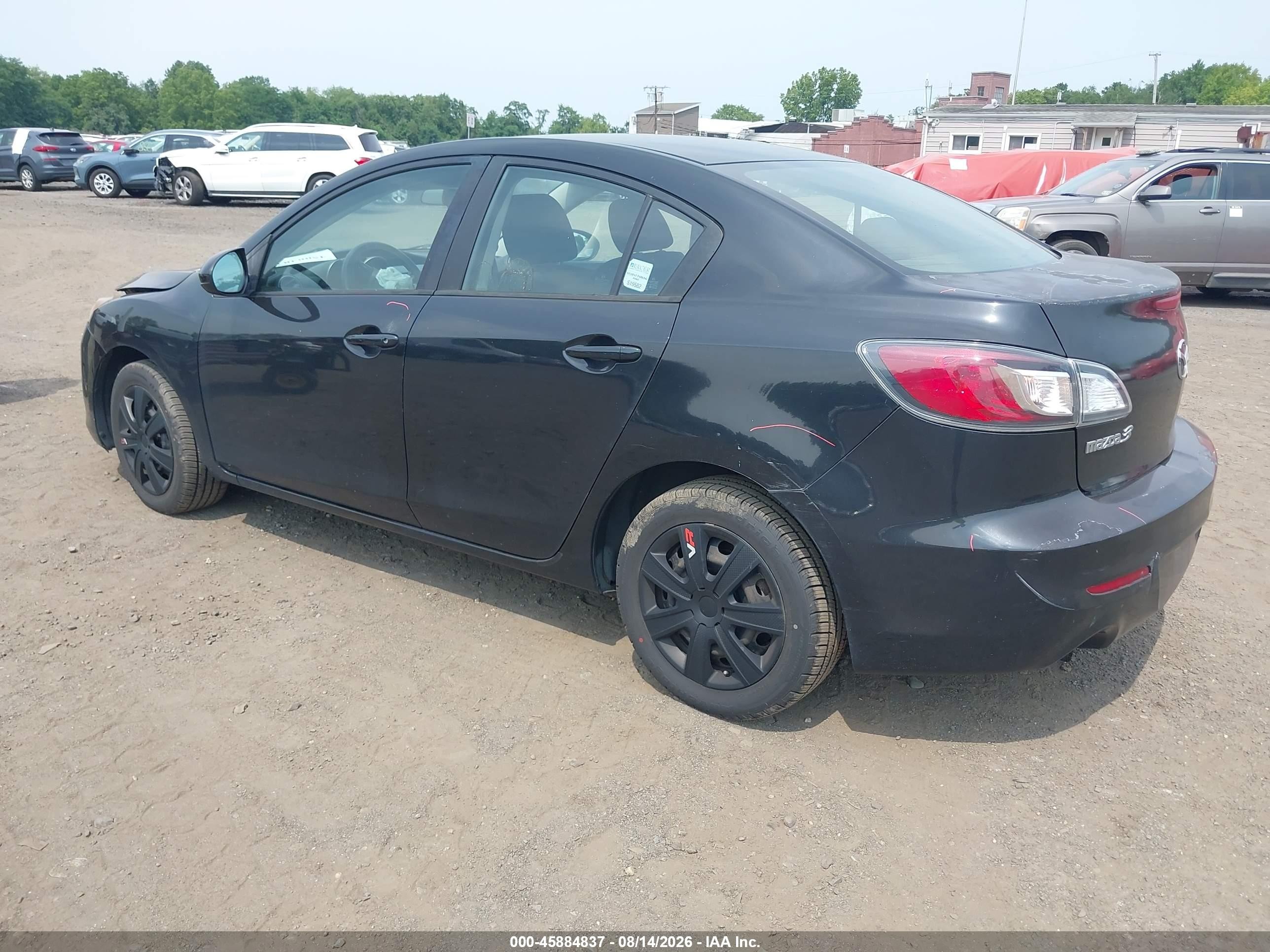 2013 Mazda Mazda3 I Sv Черный vin: JM1BL1TG8D1809292