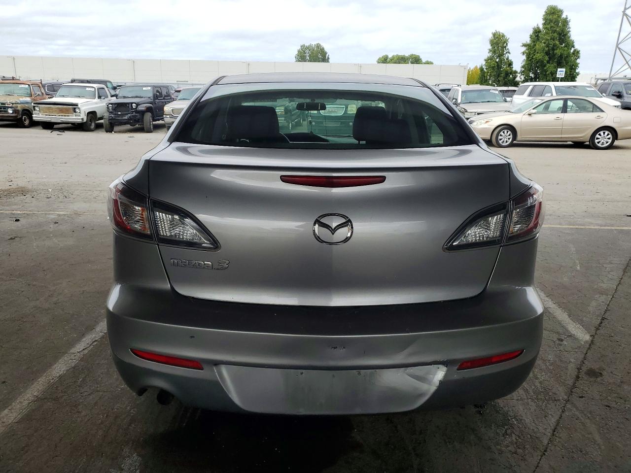2013 Mazda 3 I Silver vin: JM1BL1TG9D1728642
