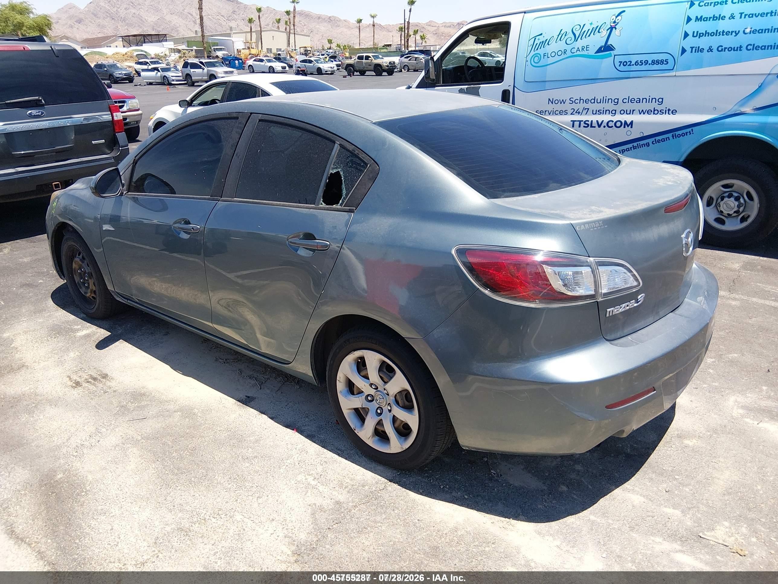2013 Mazda Mazda3 I Sv Light Blue vin: JM1BL1TG9D1765173