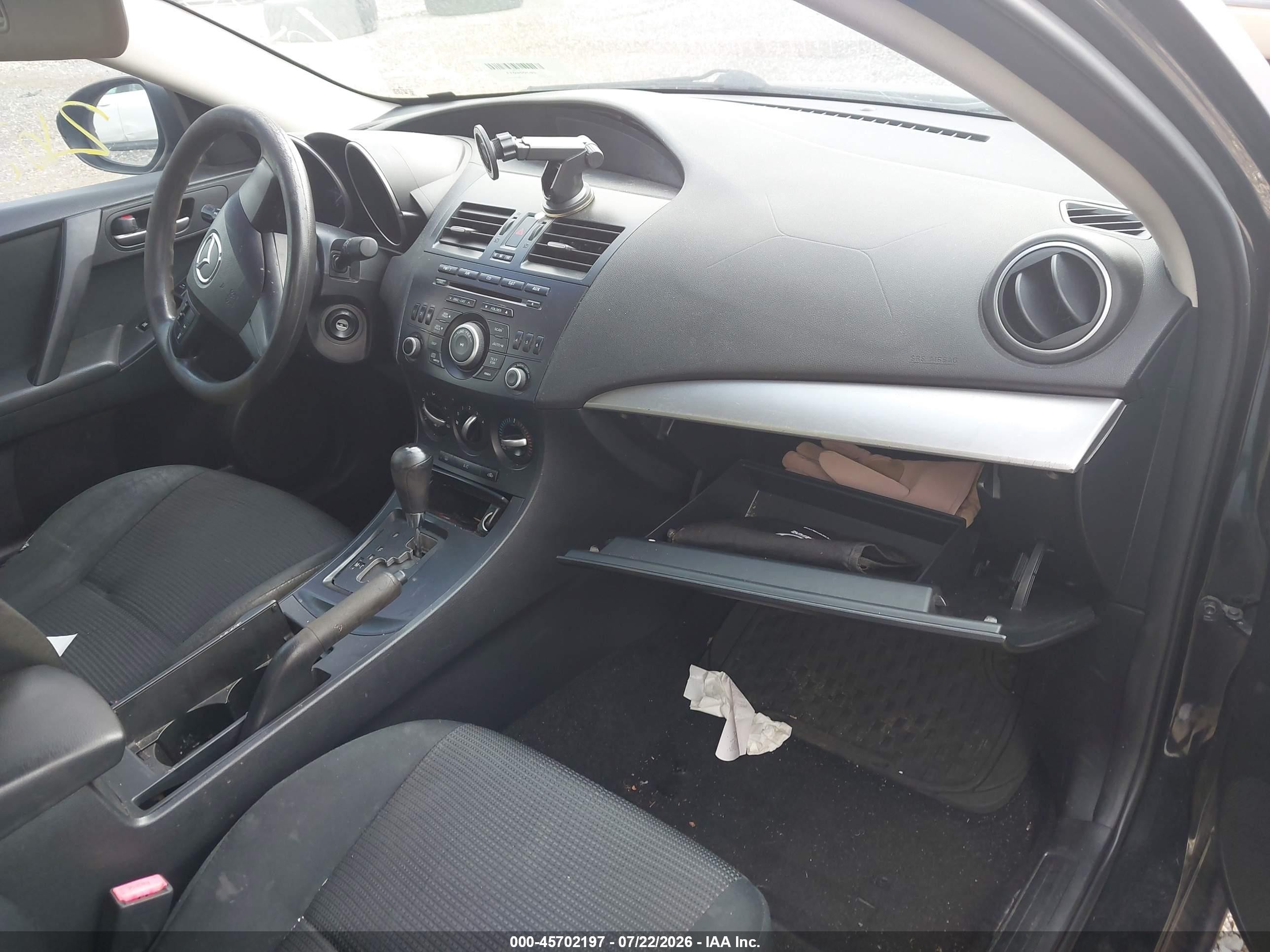 2013 Mazda Mazda3 I Sv Черный vin: JM1BL1TG9D1809947