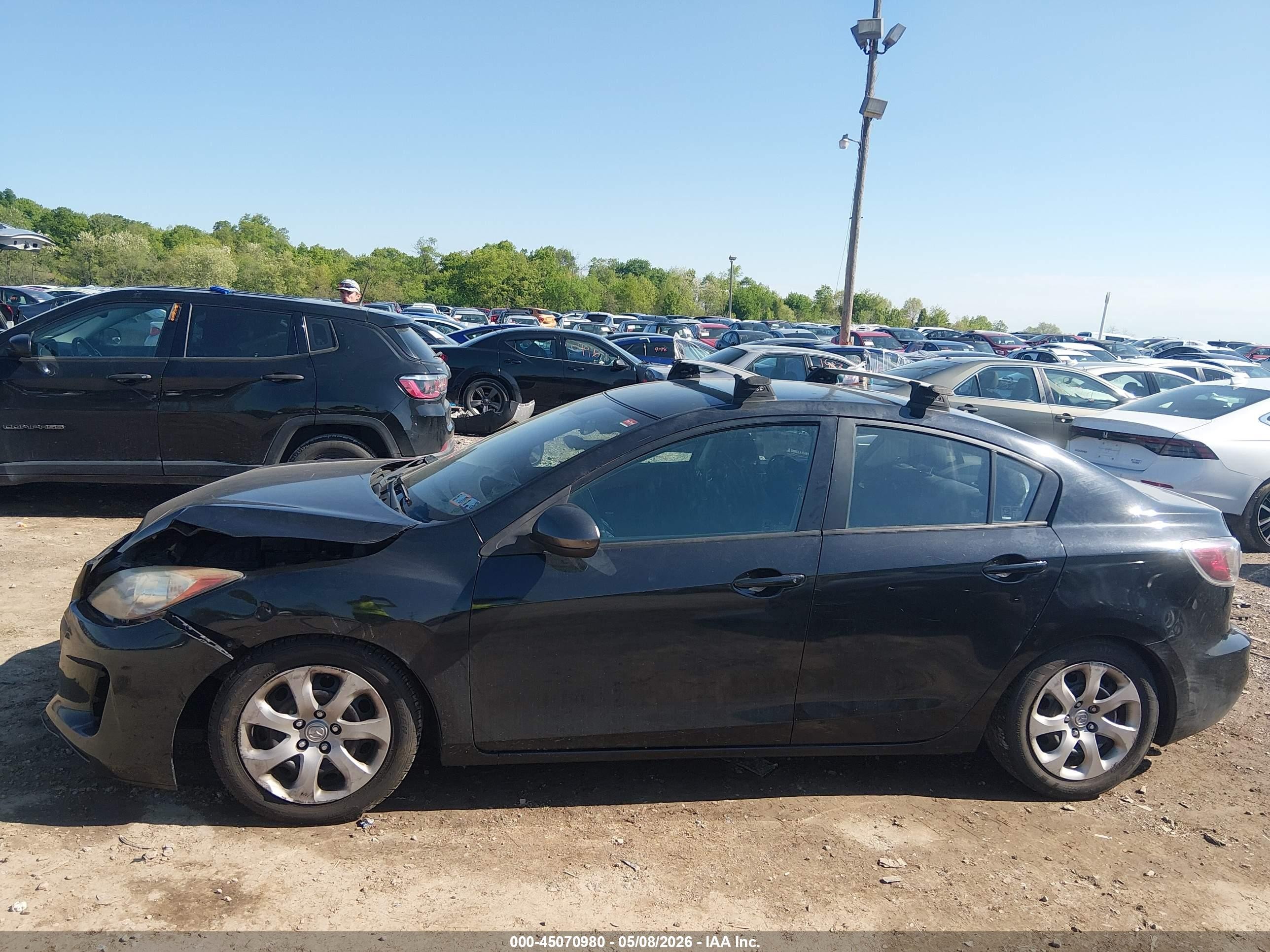 2013 Mazda Mazda3 I Sv Black vin: JM1BL1TG9D1823105
