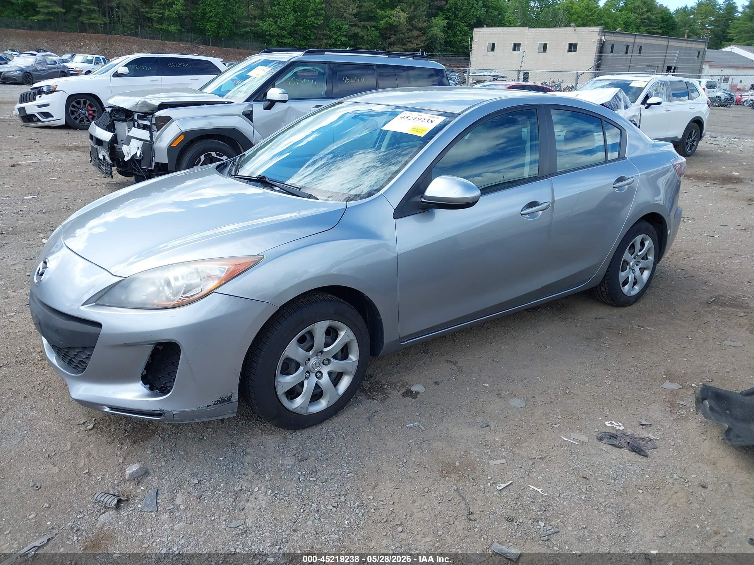 2013 Mazda Mazda3 I Sv Gray vin: JM1BL1TG9D1848893