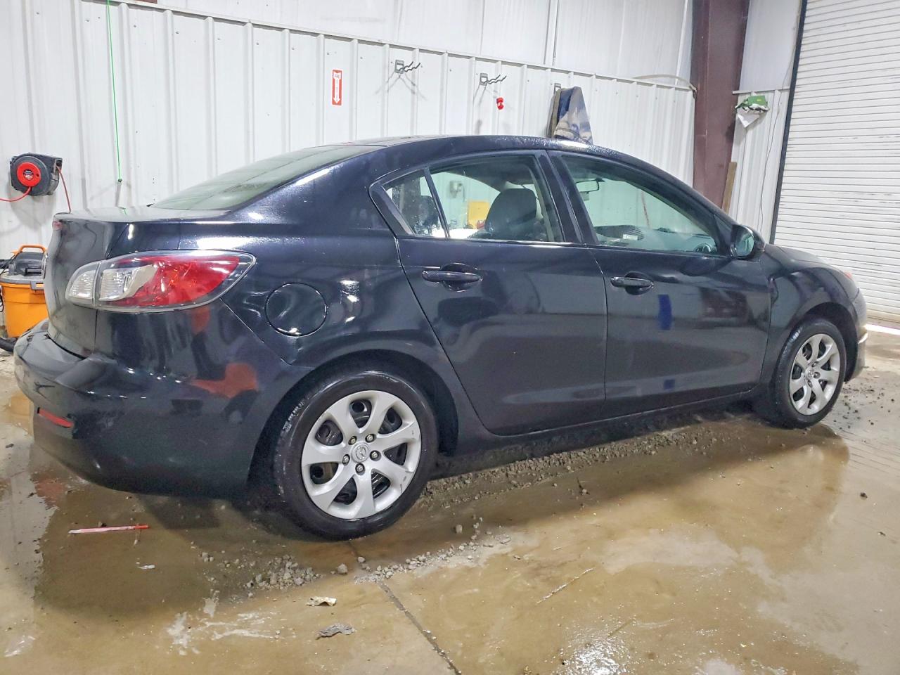 2013 Mazda 3 I Черный vin: JM1BL1TGXD1727418