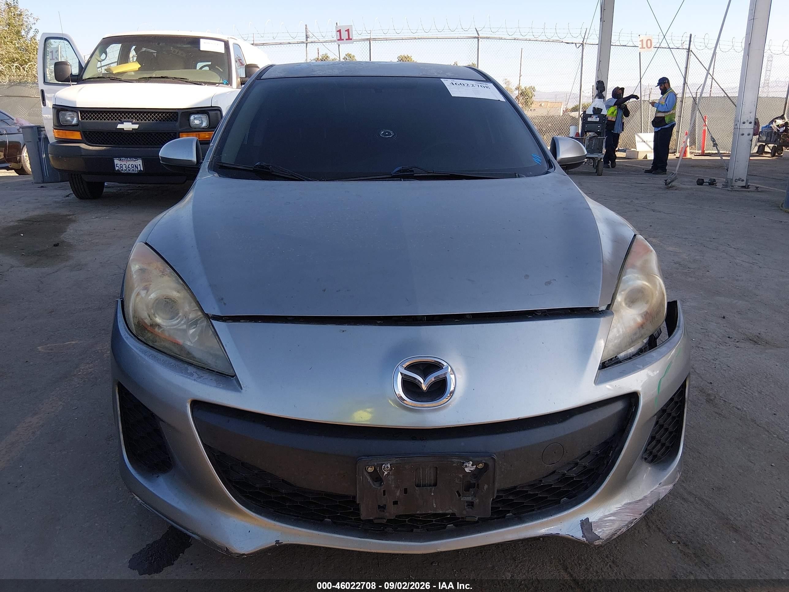 2013 Mazda Mazda3 I Sv Gray vin: JM1BL1TGXD1734675