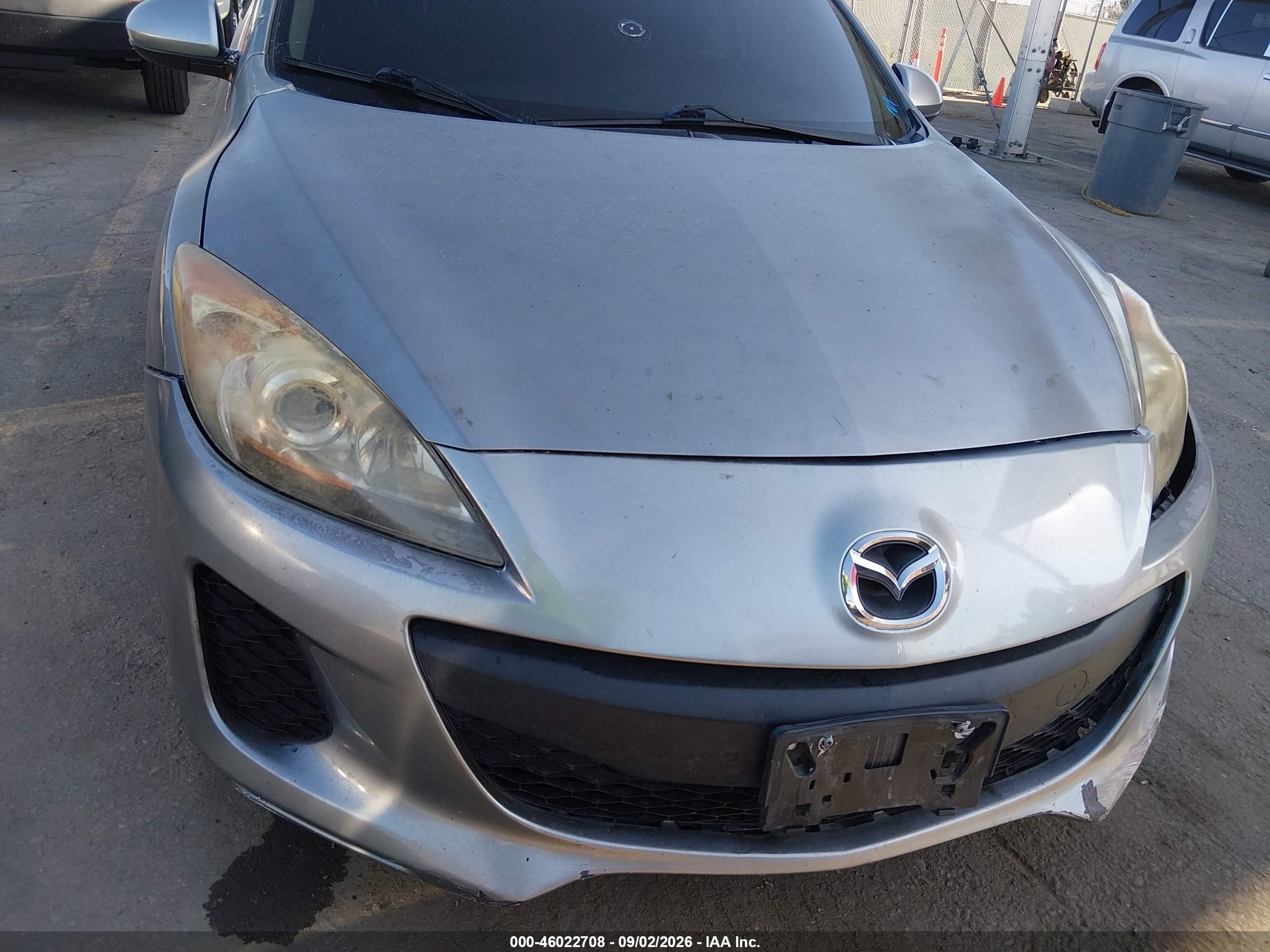 2013 Mazda Mazda3 I Sv Gray vin: JM1BL1TGXD1734675