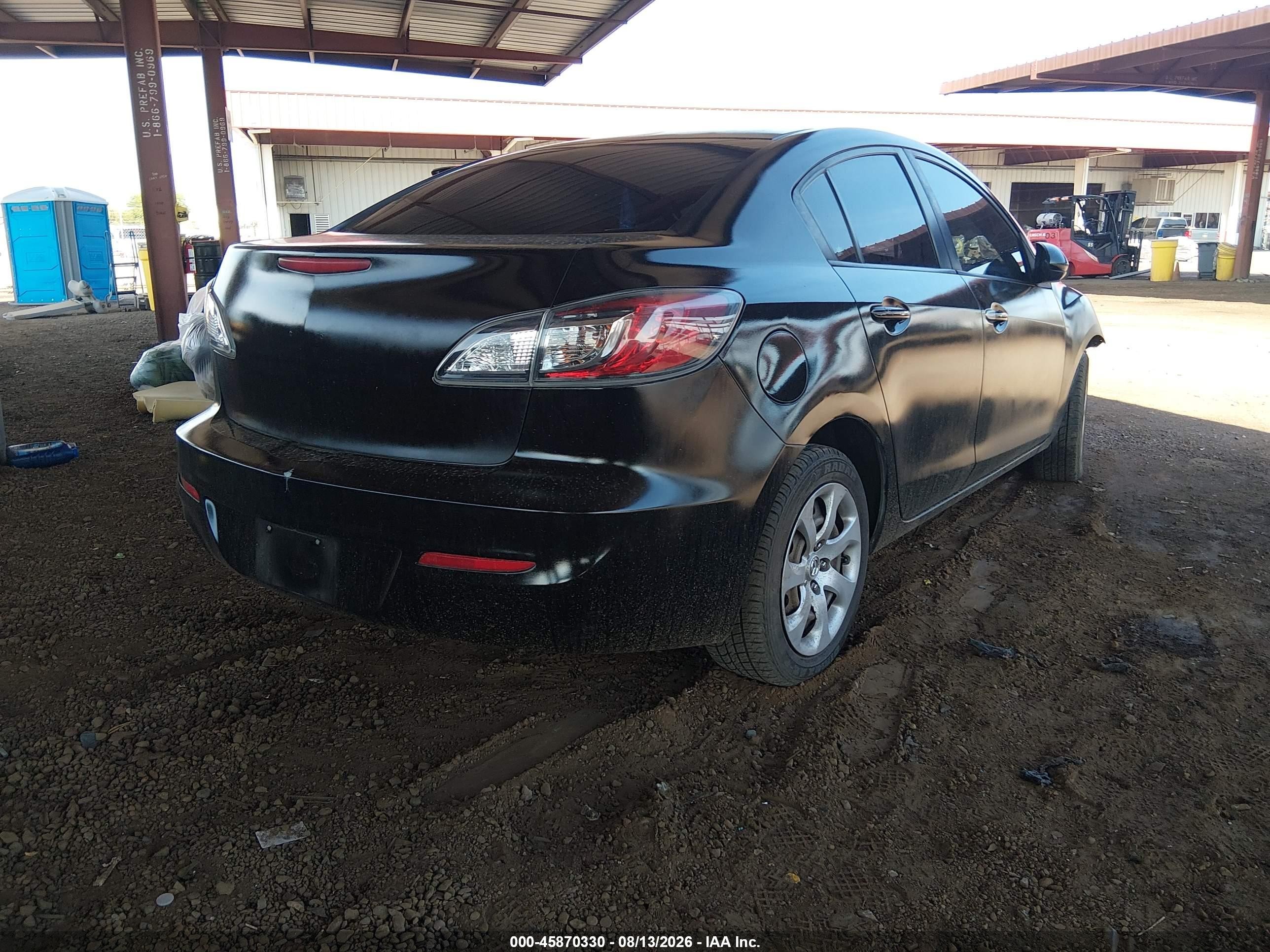 2013 Mazda Mazda3 I Sv Черный vin: JM1BL1TGXD1837689