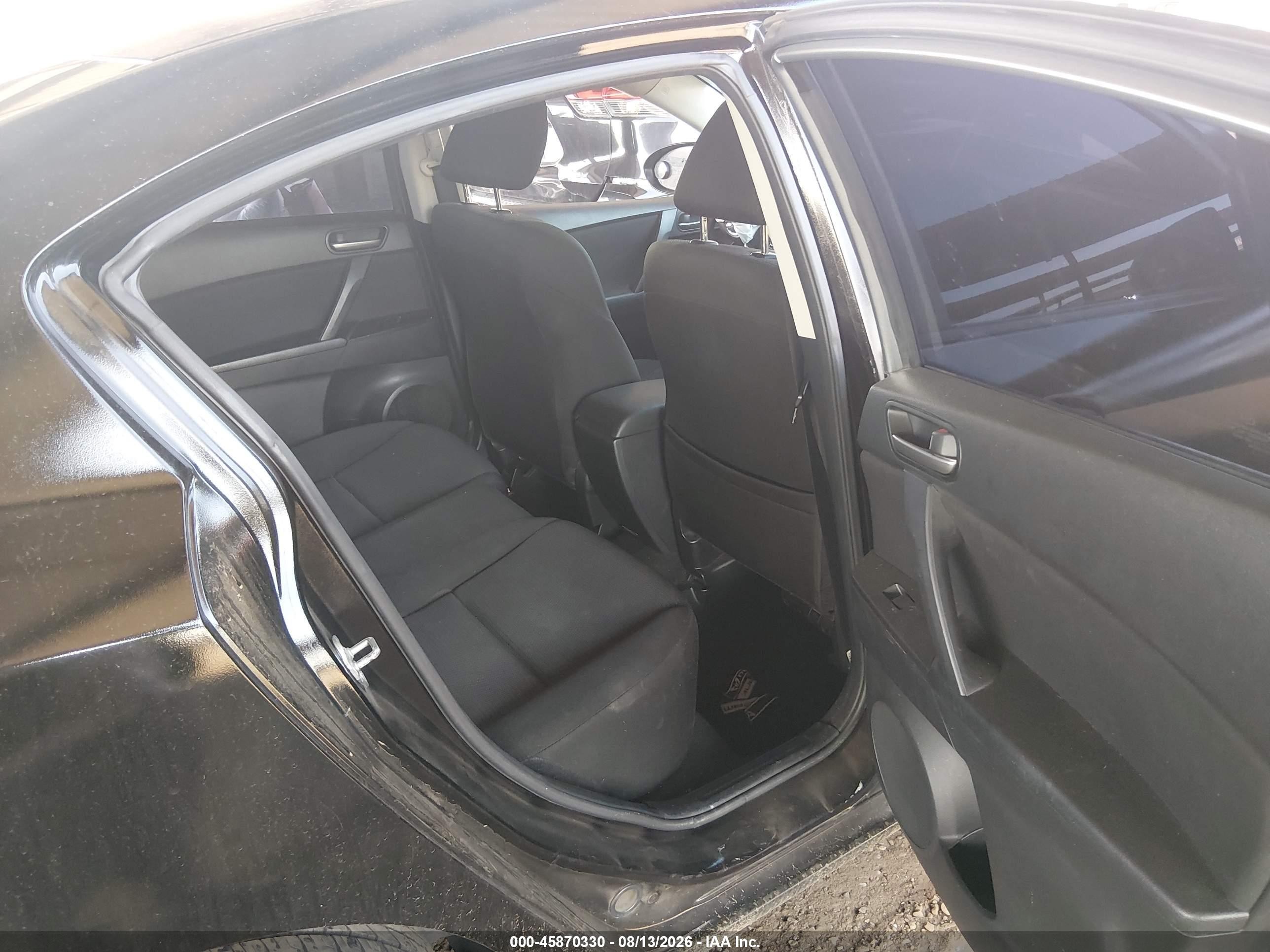 2013 Mazda Mazda3 I Sv Черный vin: JM1BL1TGXD1837689