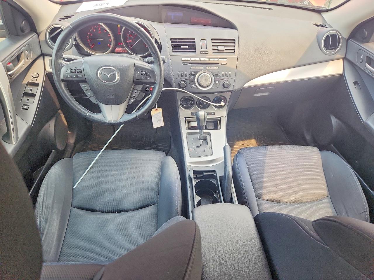 2011 Mazda 3 S Red vin: JM1BL1U51B1386985