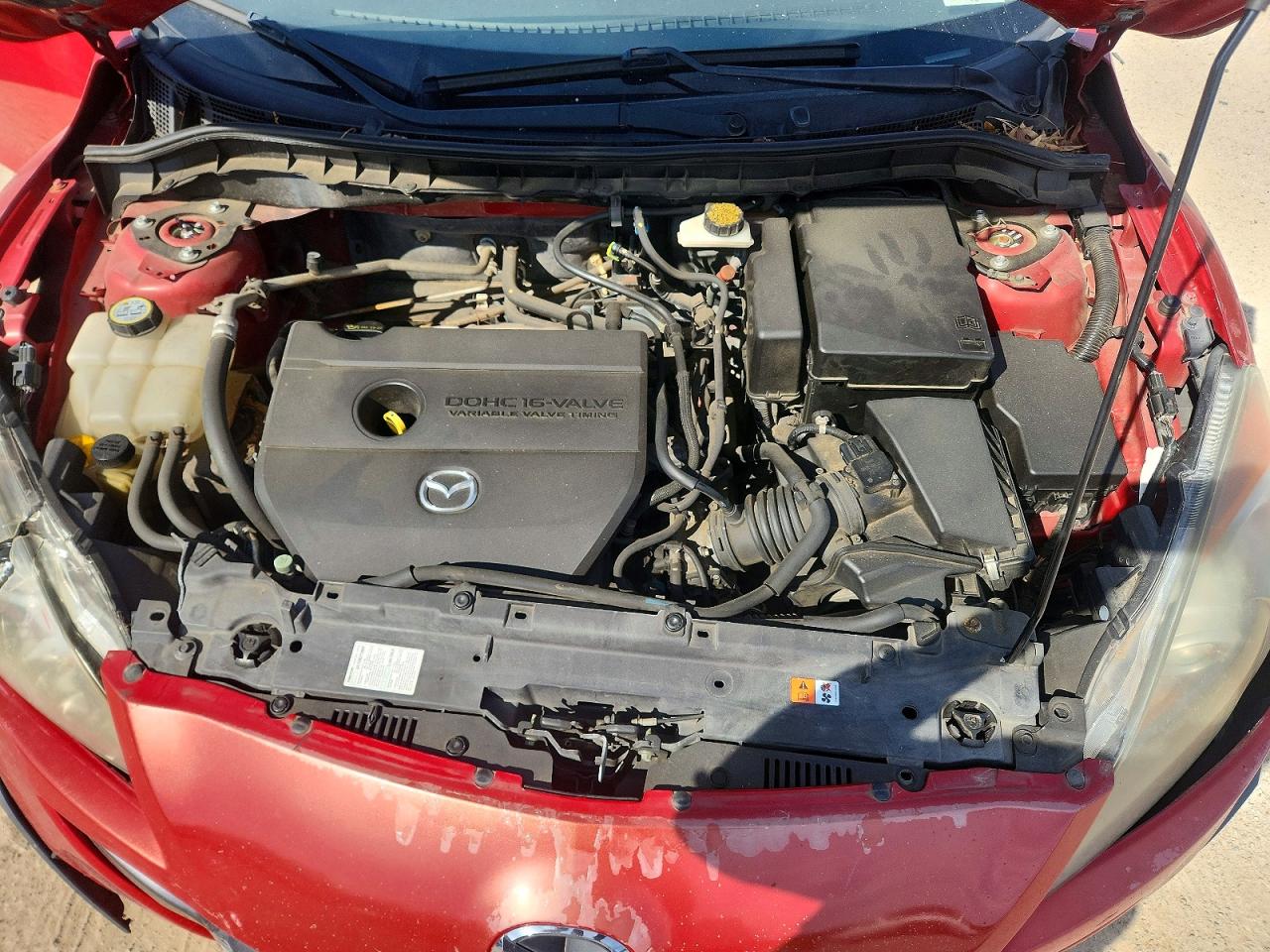 2011 Mazda 3 S Red vin: JM1BL1U52B1387661