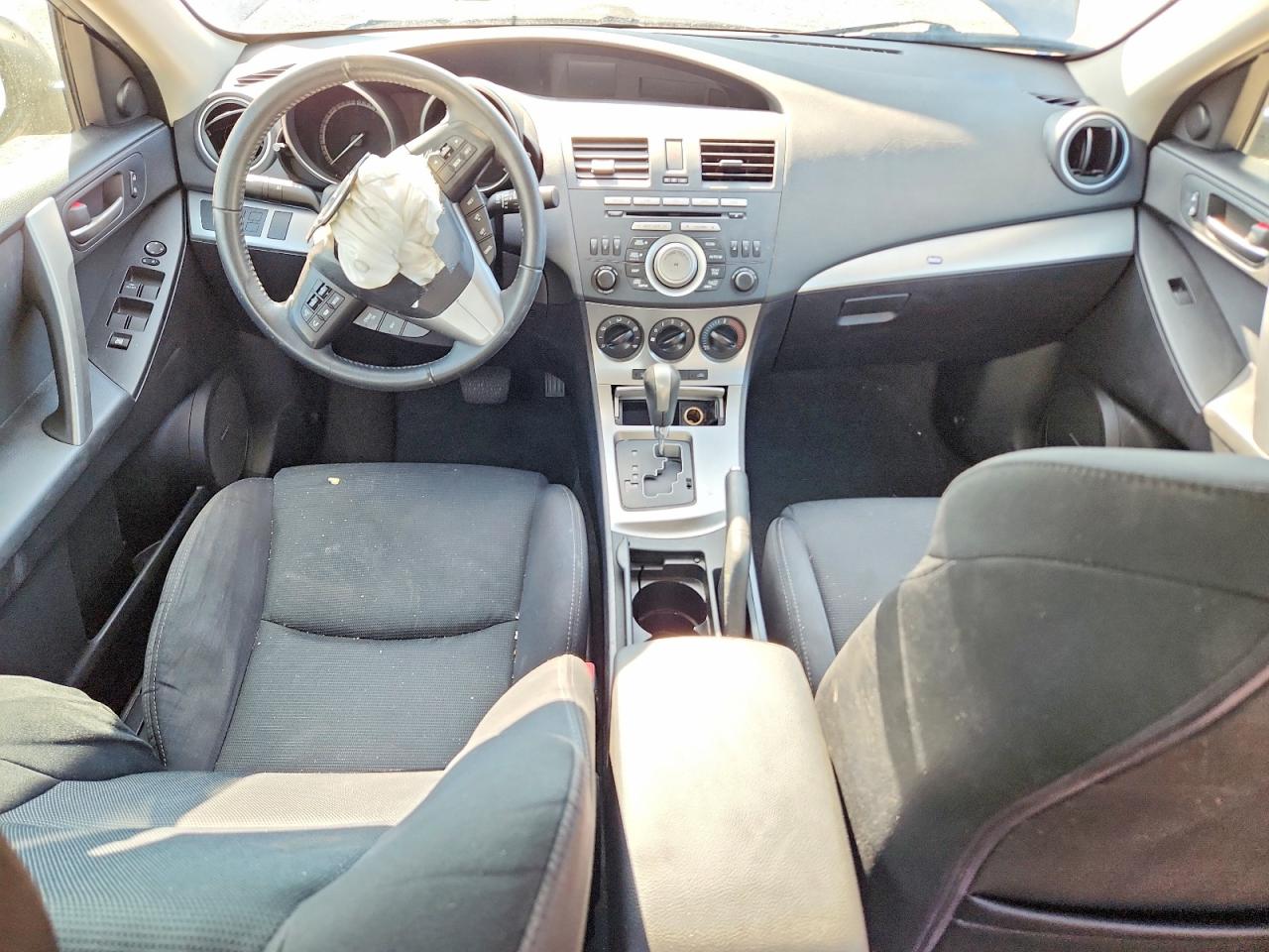 2011 Mazda 3 S Серебряный vin: JM1BL1U52B1405771