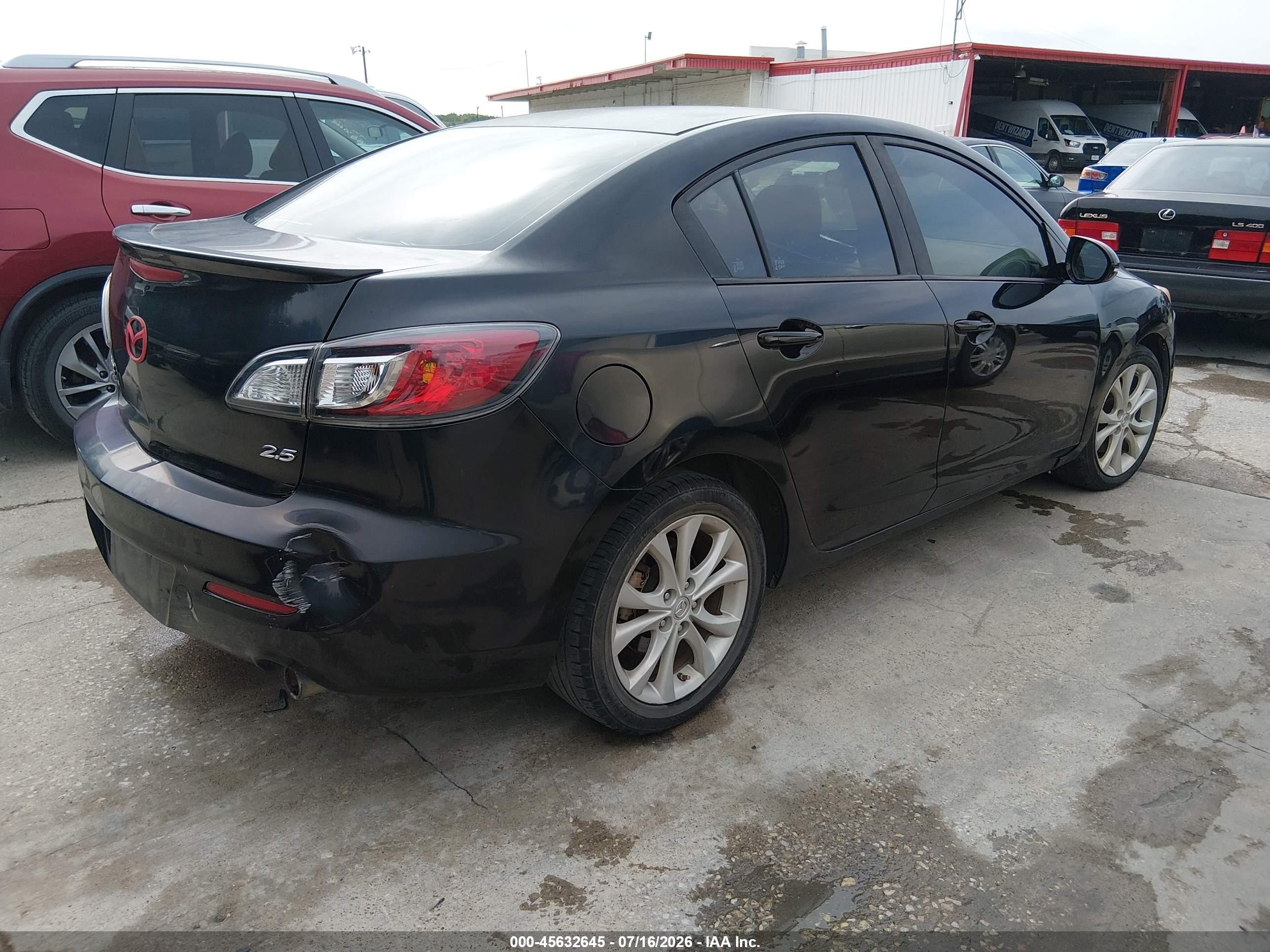 2011 Mazda Mazda3   Черный vin: JM1BL1U52B1470314
