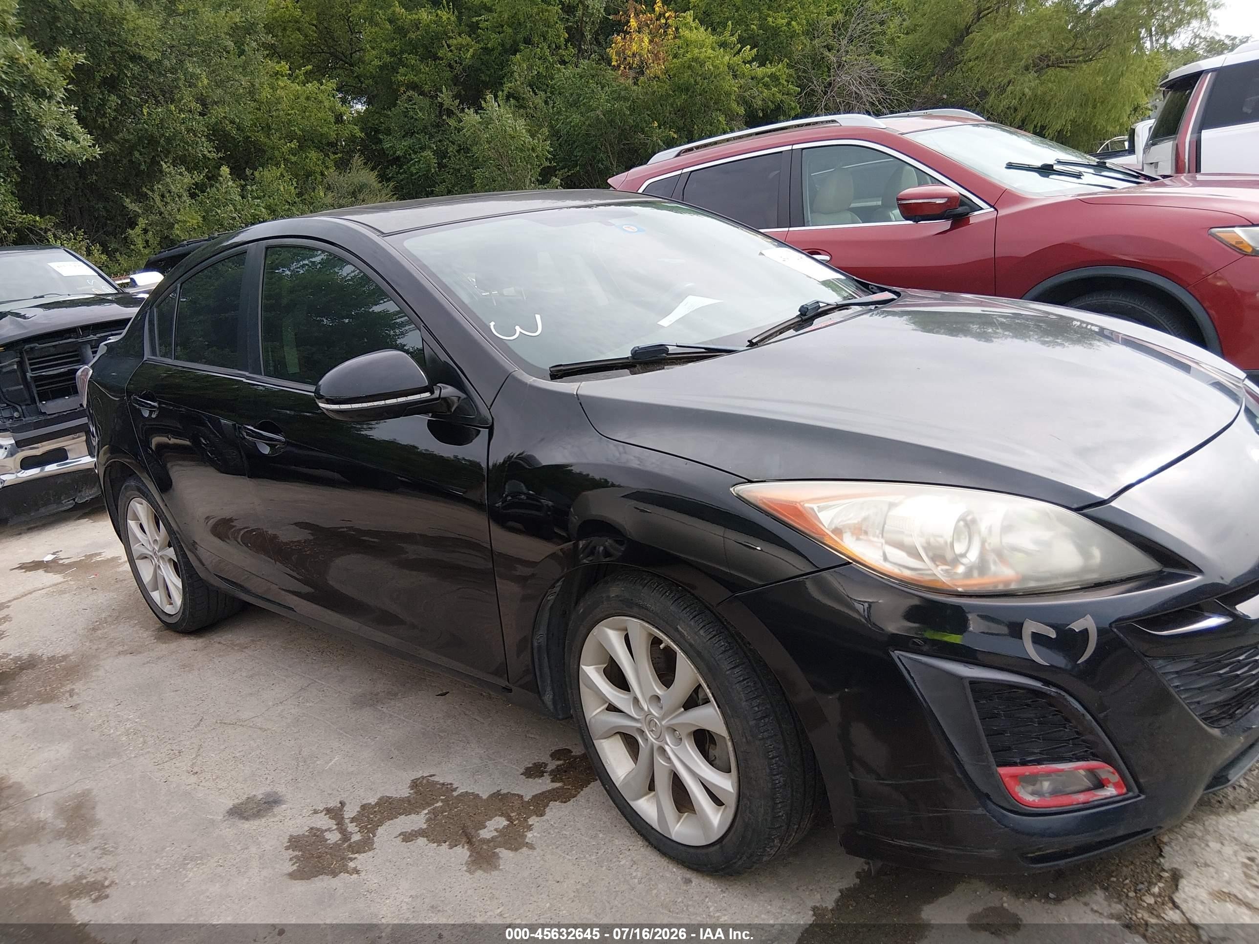 2011 Mazda Mazda3   Черный vin: JM1BL1U52B1470314