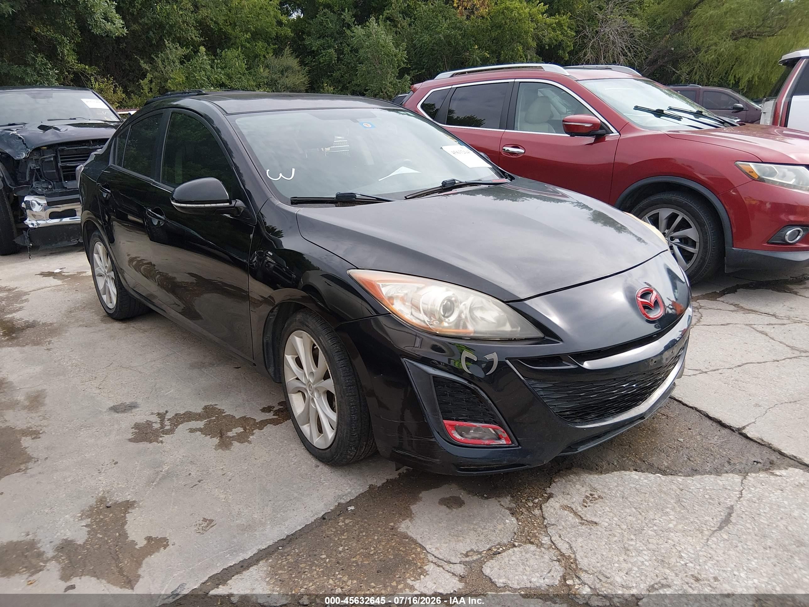 2011 Mazda Mazda3   Black vin: JM1BL1U52B1470314