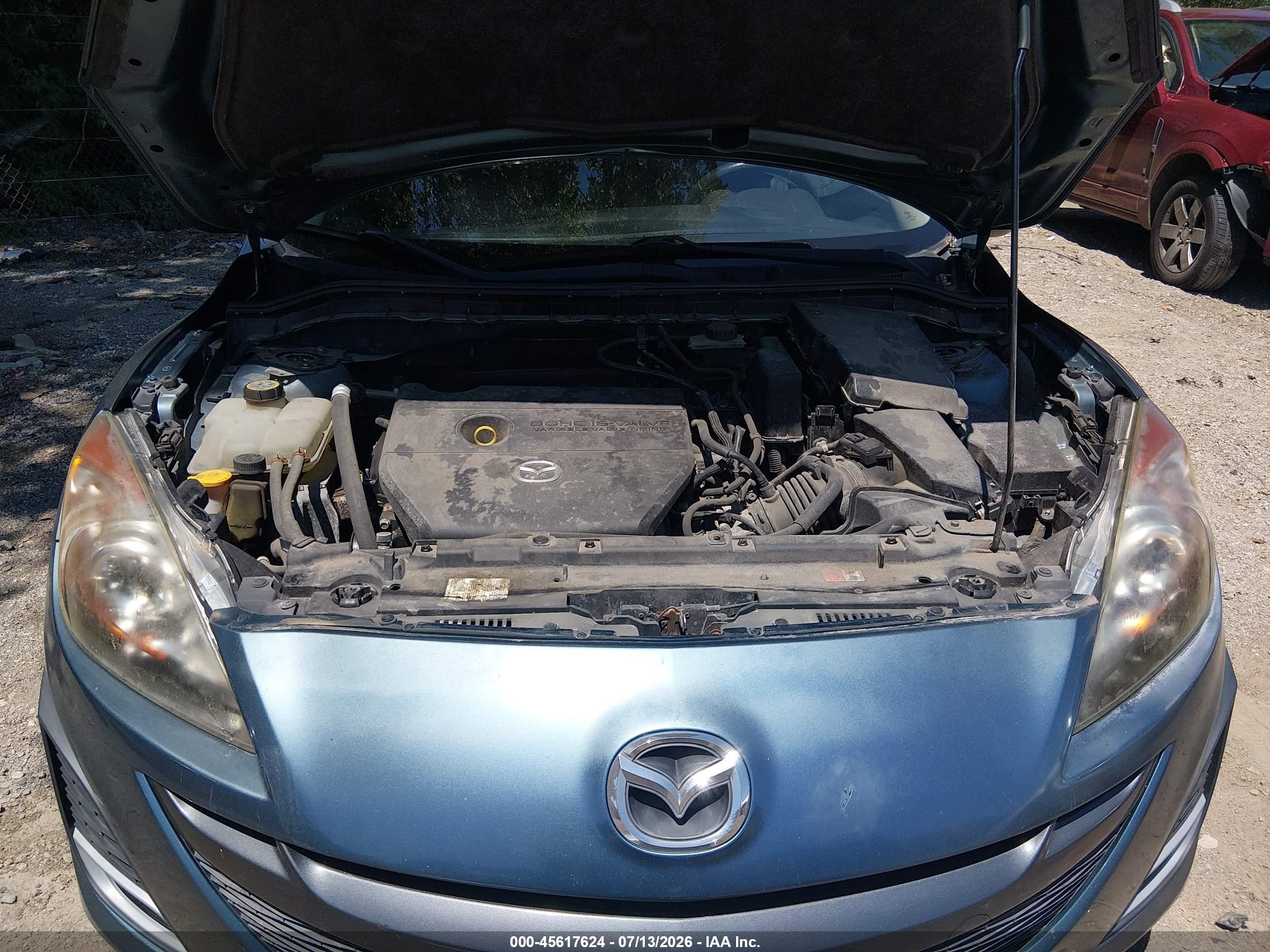 2011 Mazda Mazda3 S Sport Light Blue vin: JM1BL1U58B1363803