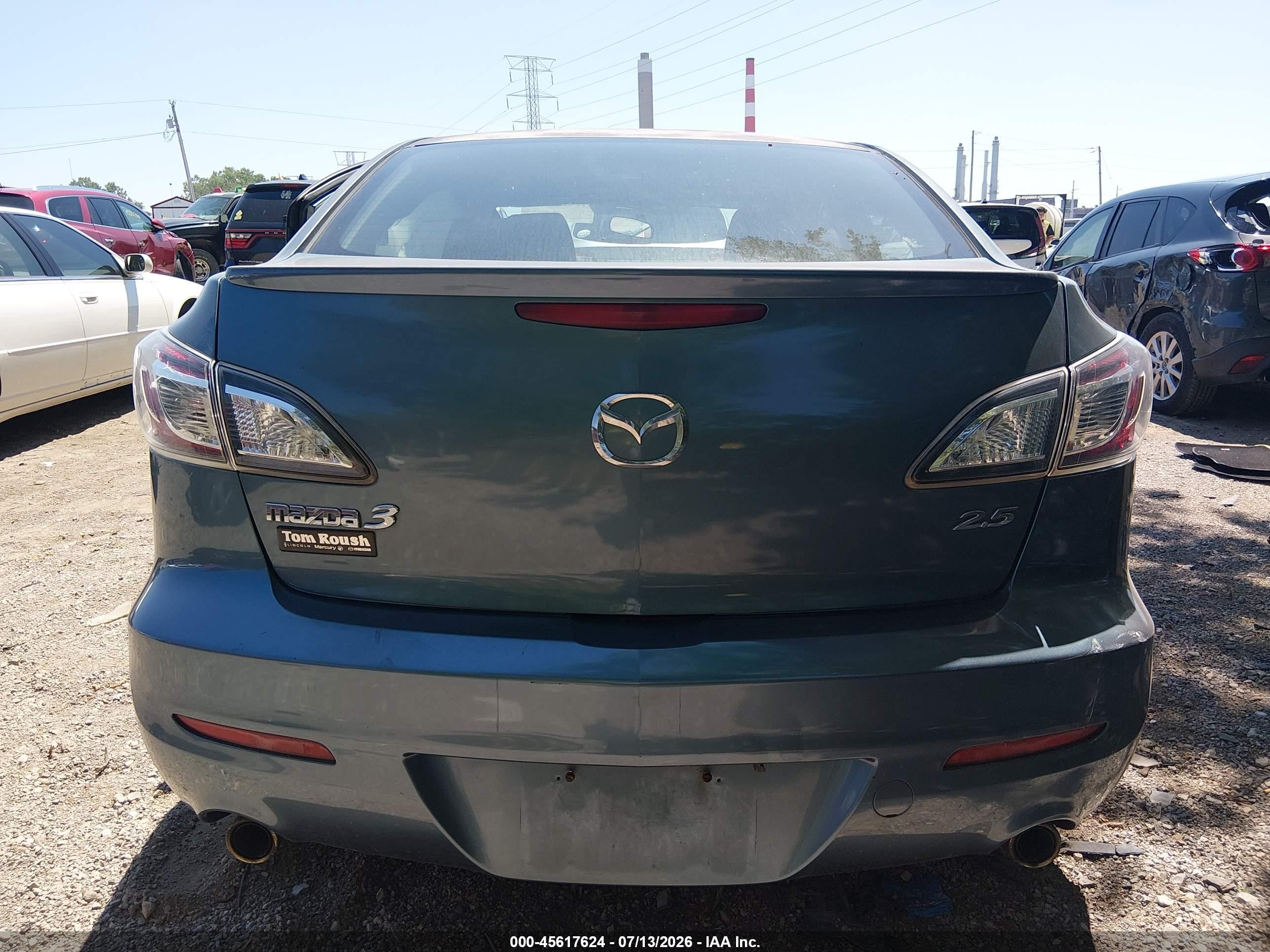 2011 Mazda Mazda3 S Sport Light Blue vin: JM1BL1U58B1363803