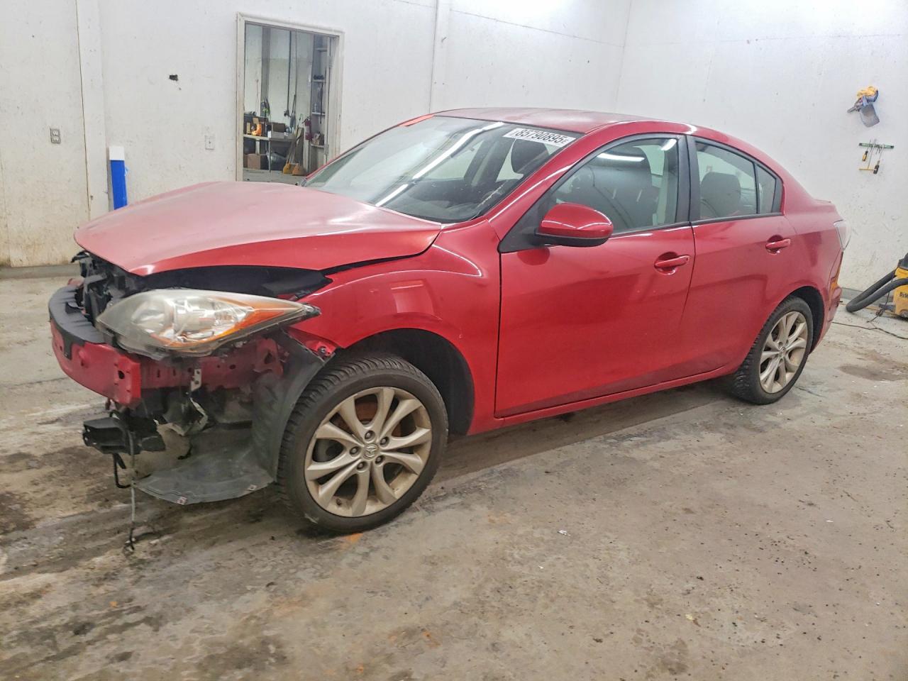 2011 Mazda 3 S Red vin: JM1BL1U59B1451386