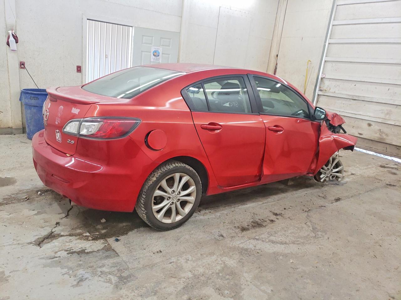 2011 Mazda 3 S Red vin: JM1BL1U59B1451386