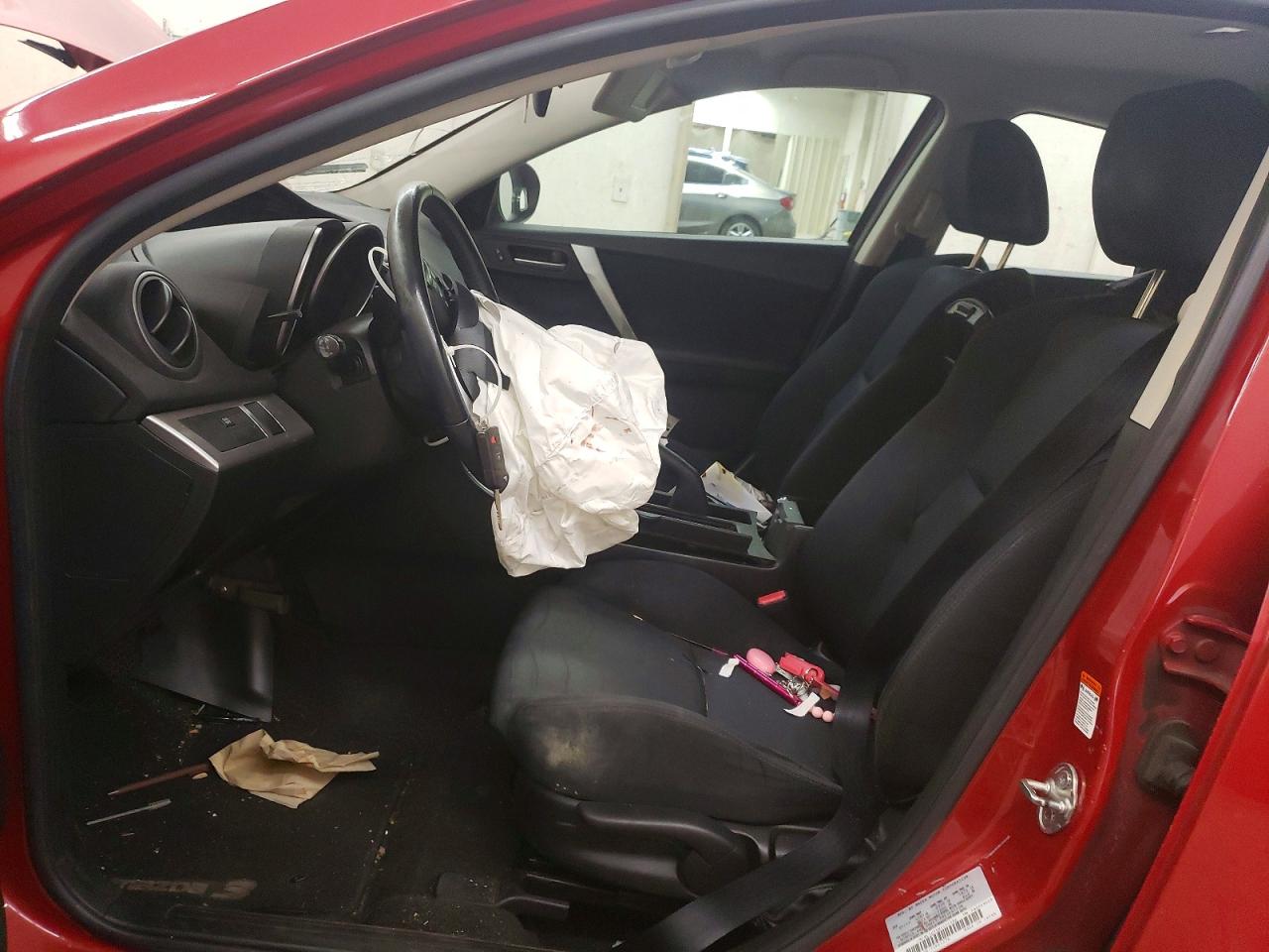 2011 Mazda 3 S Red vin: JM1BL1U59B1451386