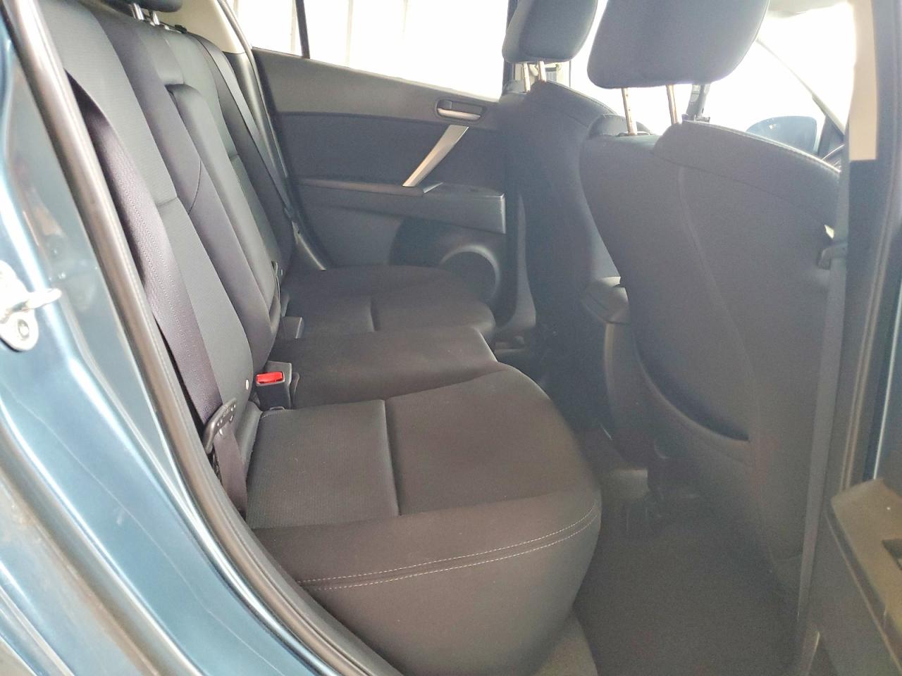 2011 Mazda 3 Синий vin: JM1BL1U5XB1365830