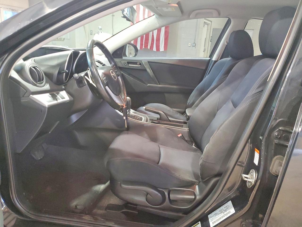 2011 Mazda 3 S Black vin: JM1BL1U5XB1379629