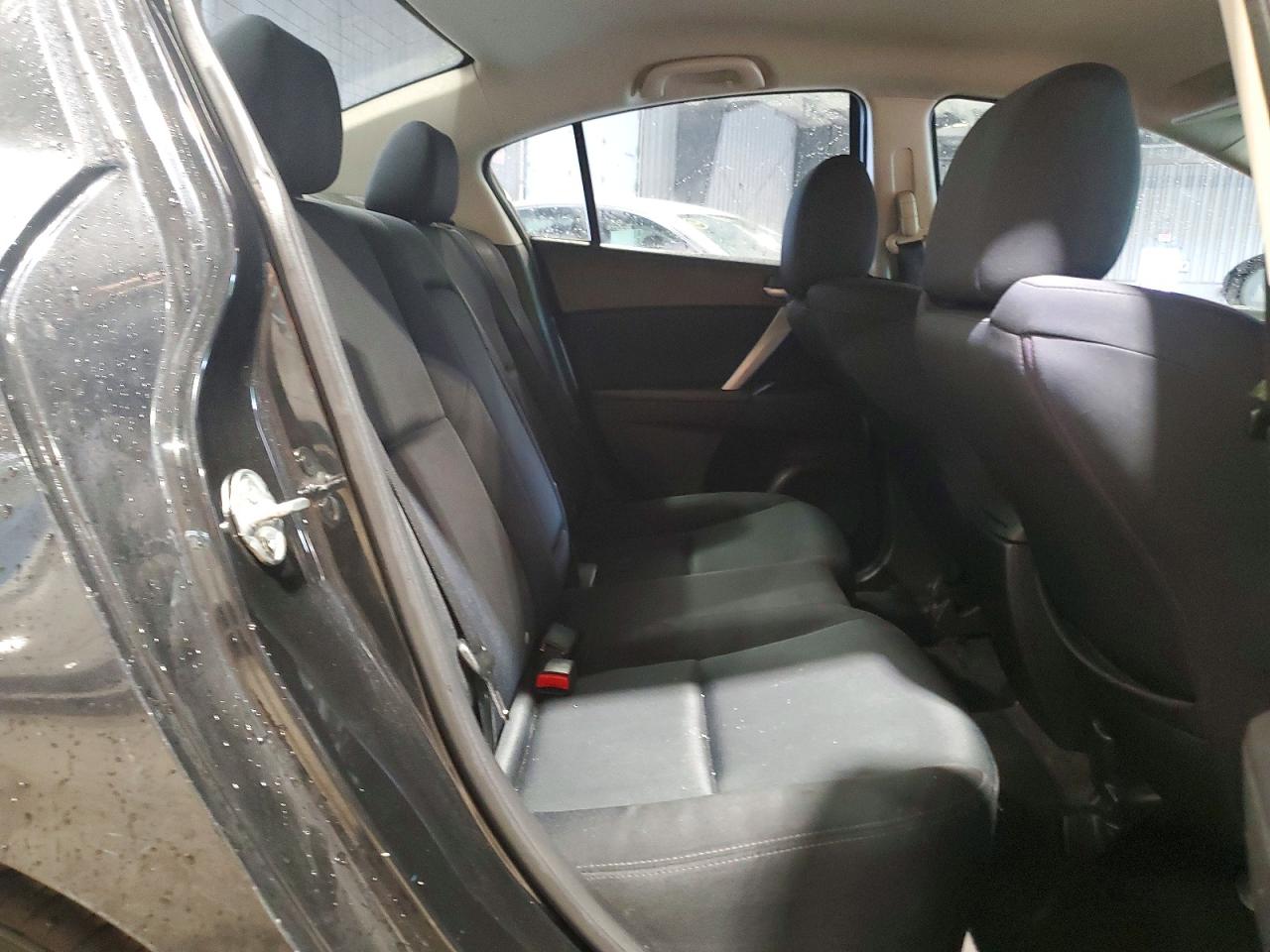 2011 Mazda 3 S Black vin: JM1BL1U5XB1379629