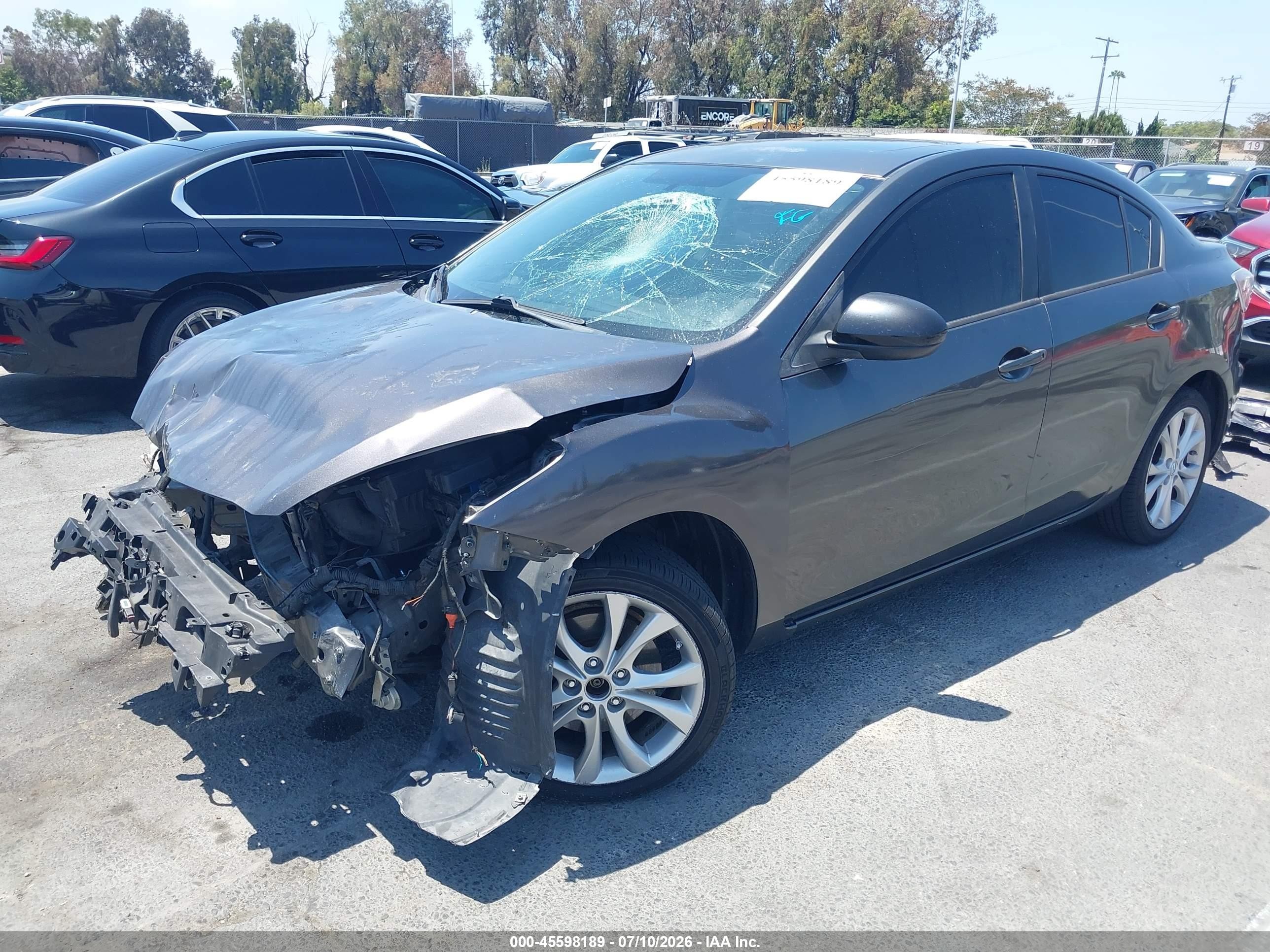 2011 Mazda Mazda3 S Sport Серый vin: JM1BL1U62B1481659