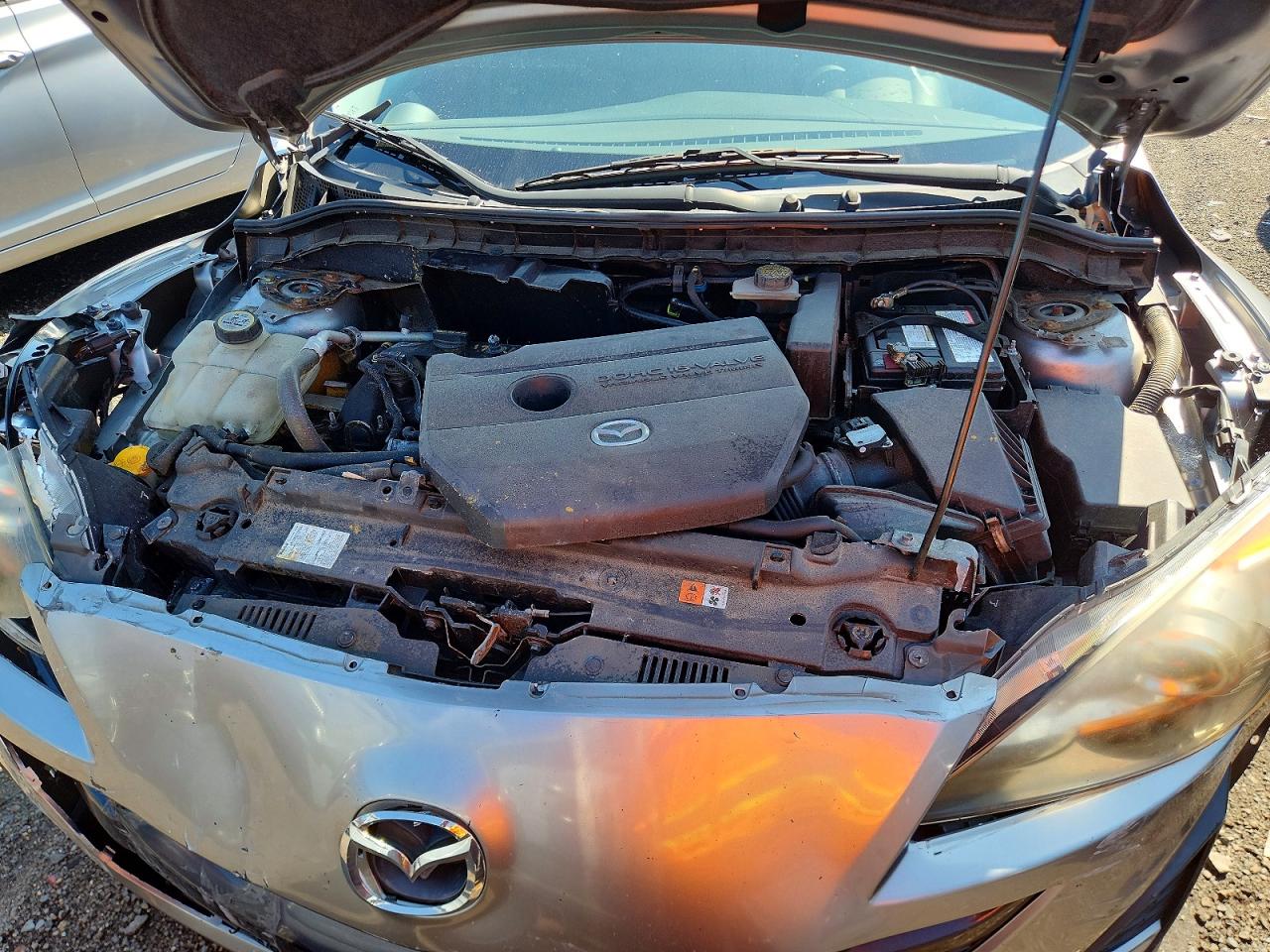 2011 Mazda 3 S Gray vin: JM1BL1U64B1393650