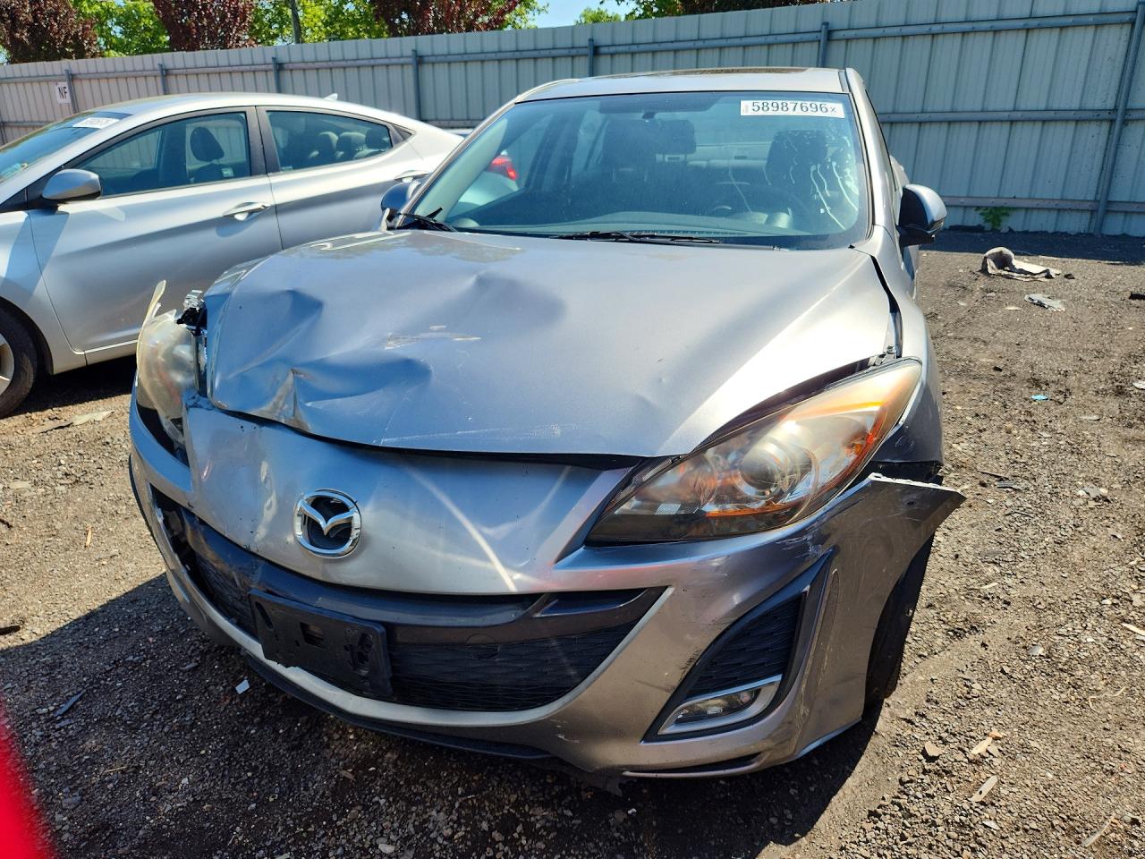 2011 Mazda 3 S Gray vin: JM1BL1U64B1393650