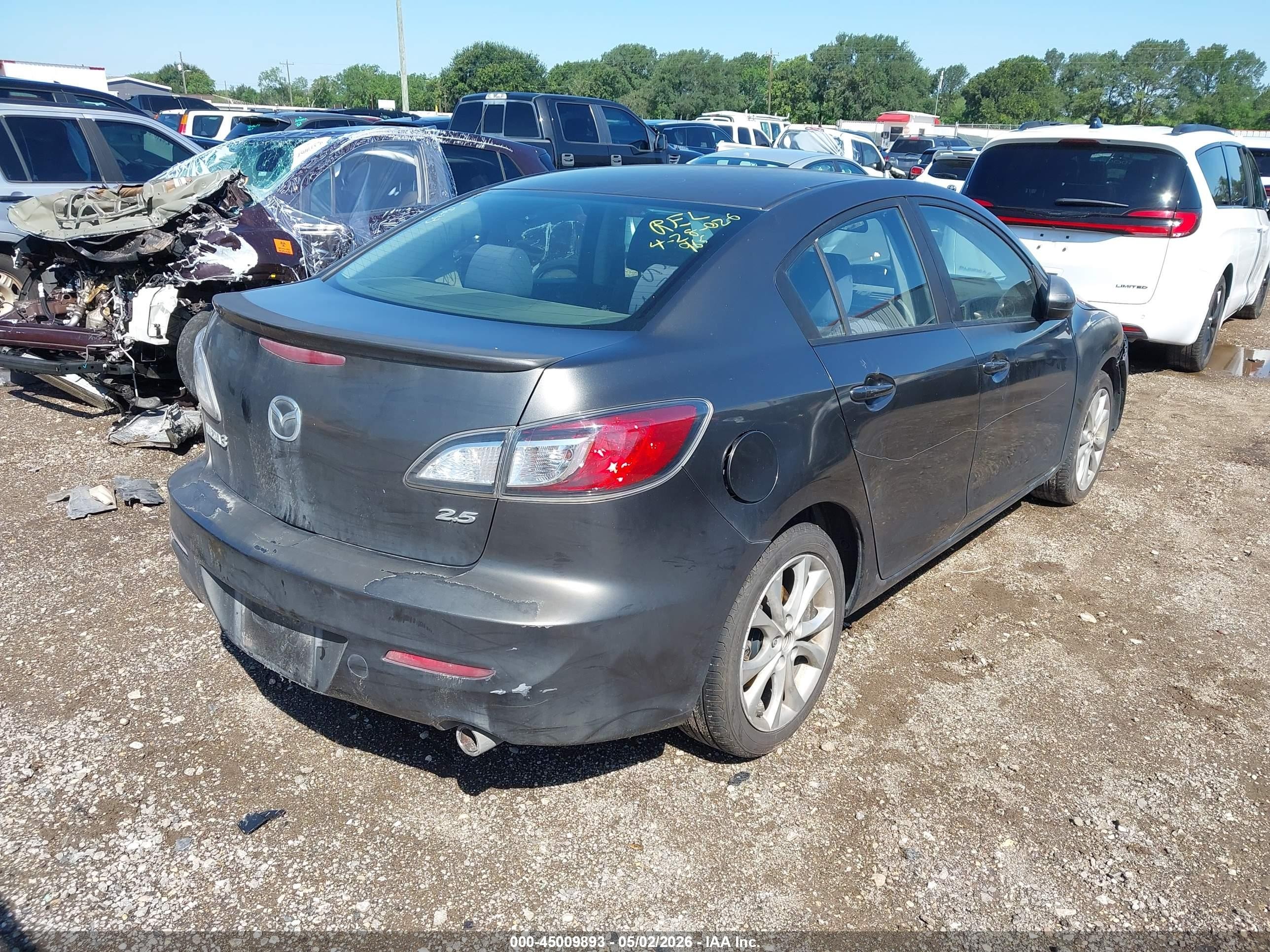 2011 Mazda Mazda3 S Sport Gray vin: JM1BL1U65B1489433