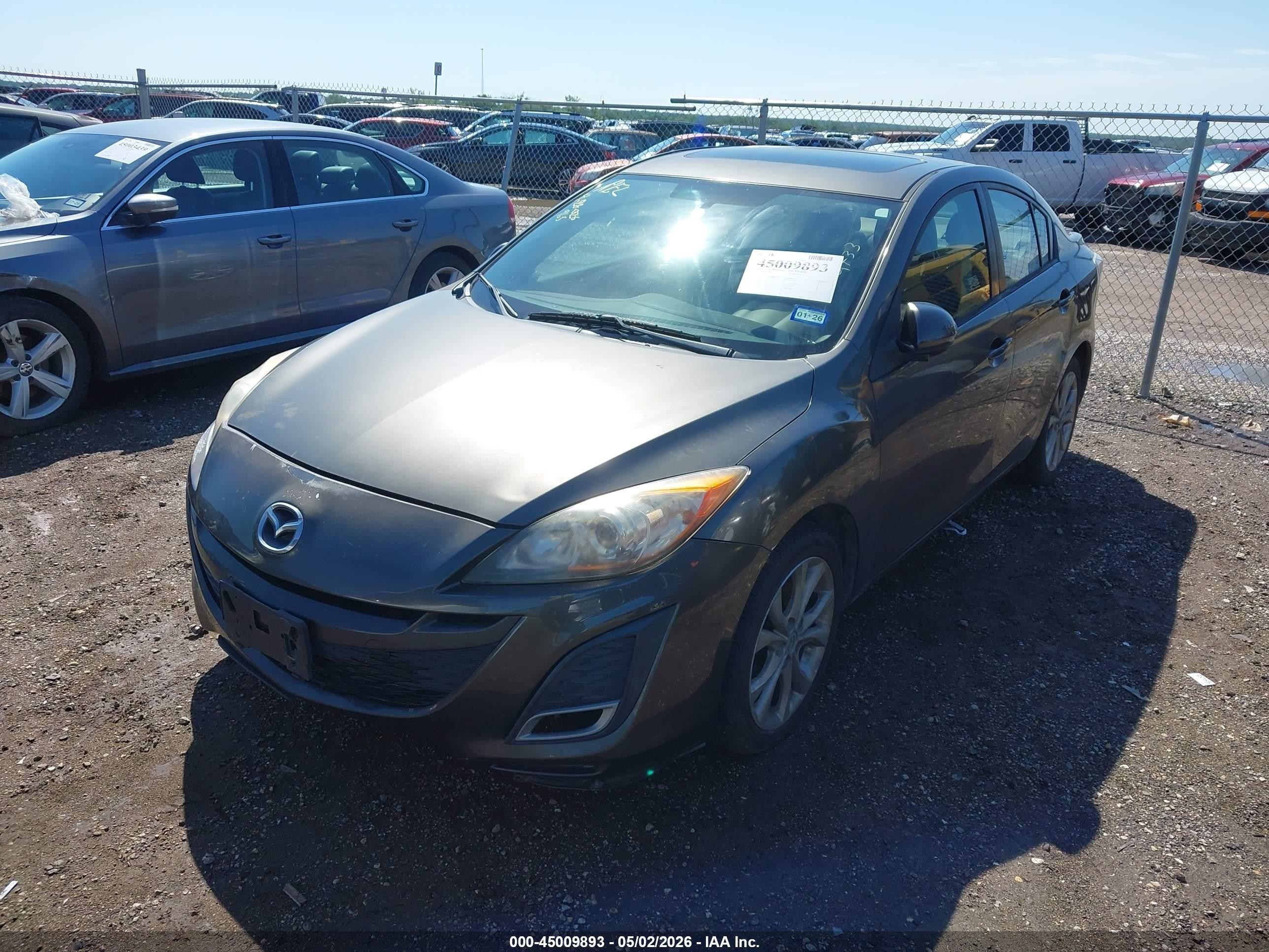 2011 Mazda Mazda3 S Sport Gray vin: JM1BL1U65B1489433