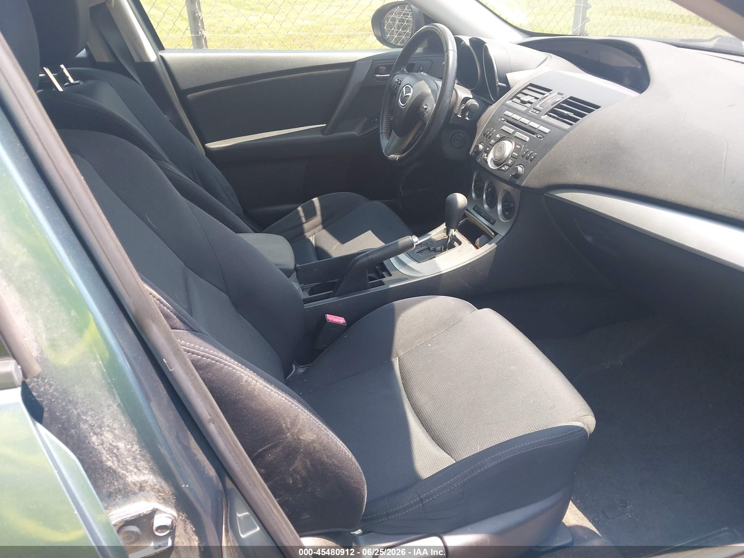 2011 Mazda Mazda3 S Sport Blue vin: JM1BL1U67B1440430