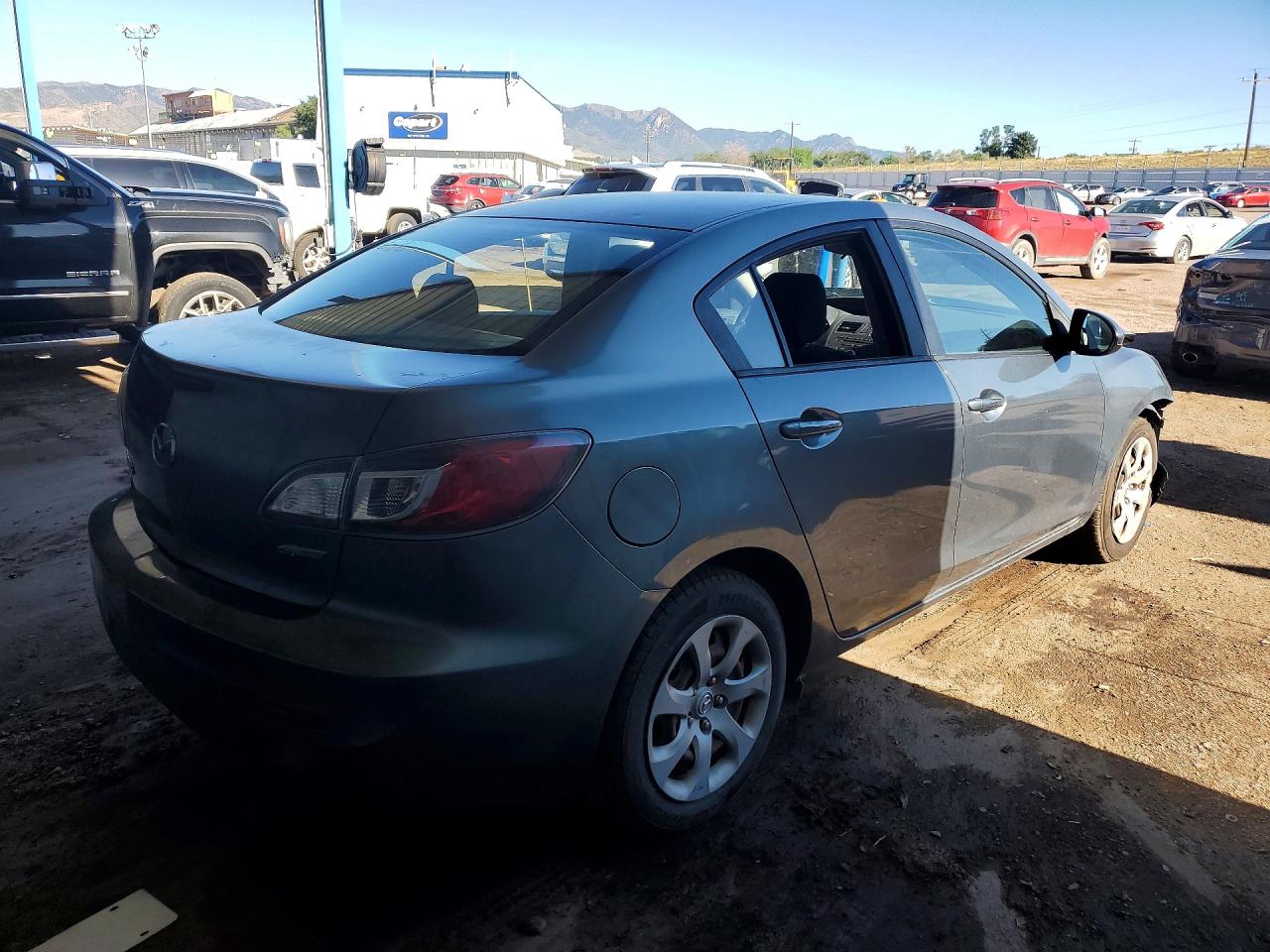 2013 Mazda 3 I Teal vin: JM1BL1U70D1758188