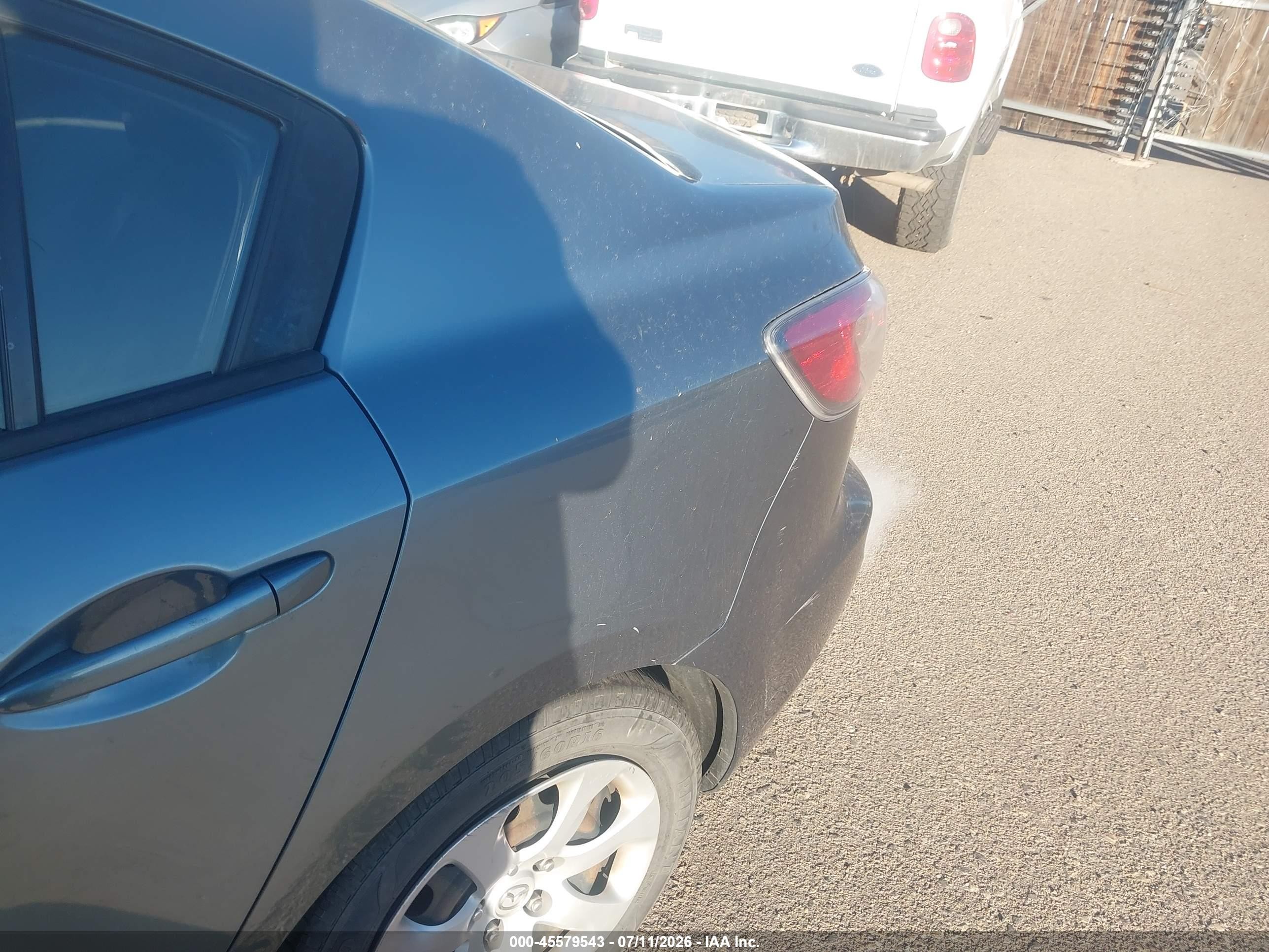 2013 Mazda Mazda3 I Sport Синий vin: JM1BL1U71D1719402