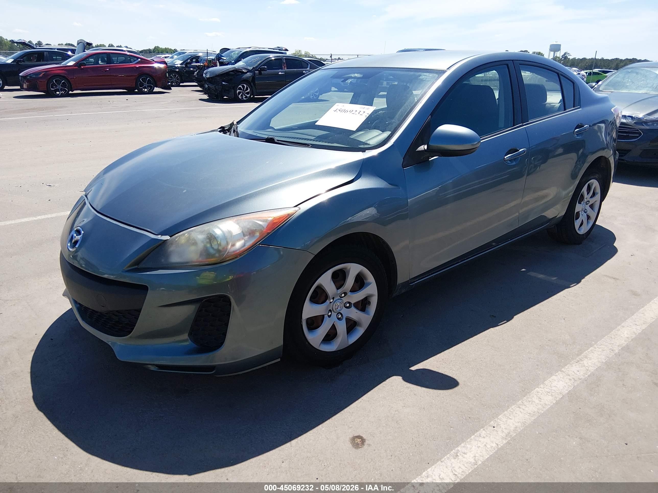 2013 Mazda Mazda3 I Sport Light Blue vin: JM1BL1U71D1749497