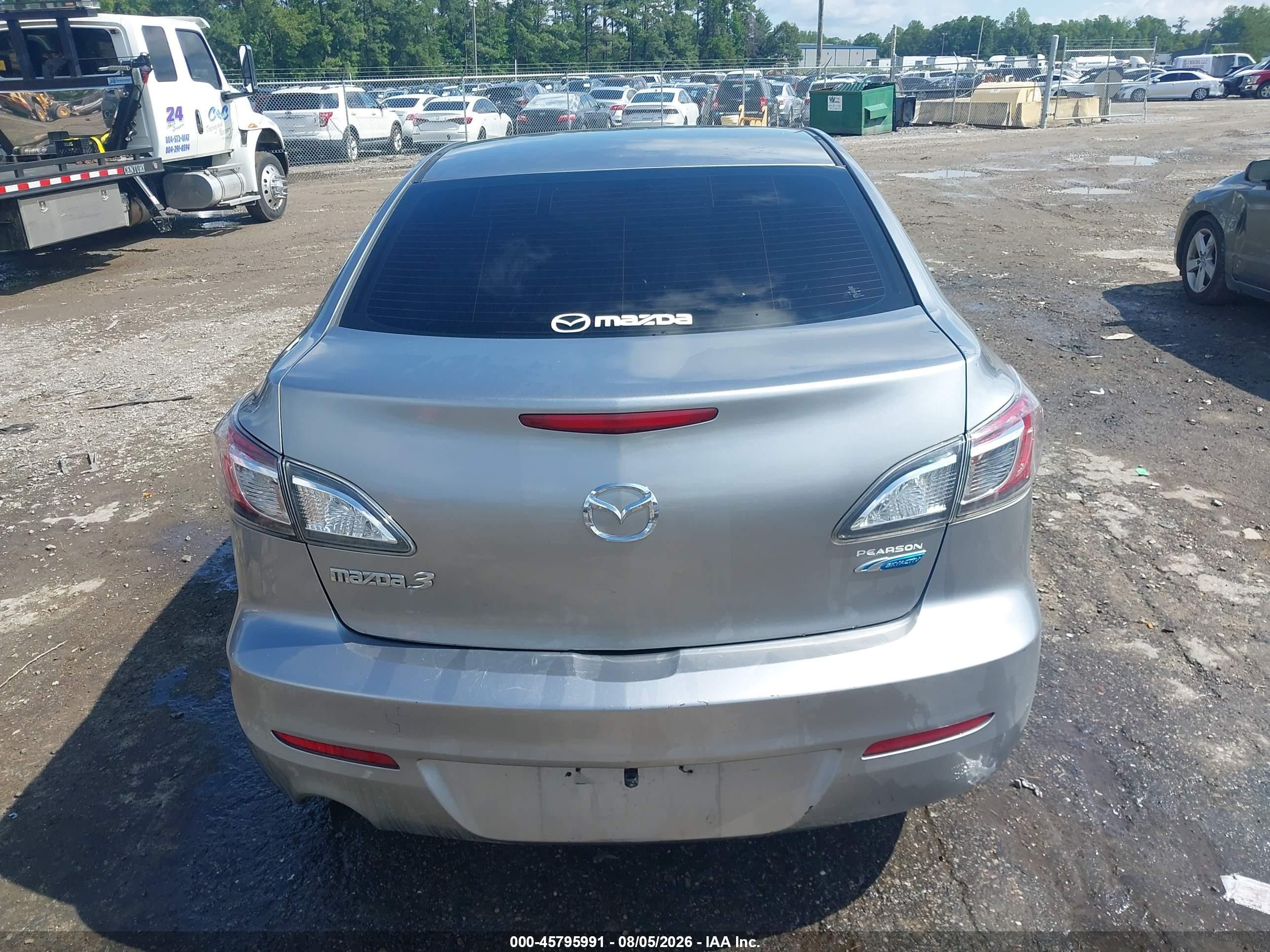 2013 Mazda 3 I Серебряный vin: JM1BL1U72D1749394