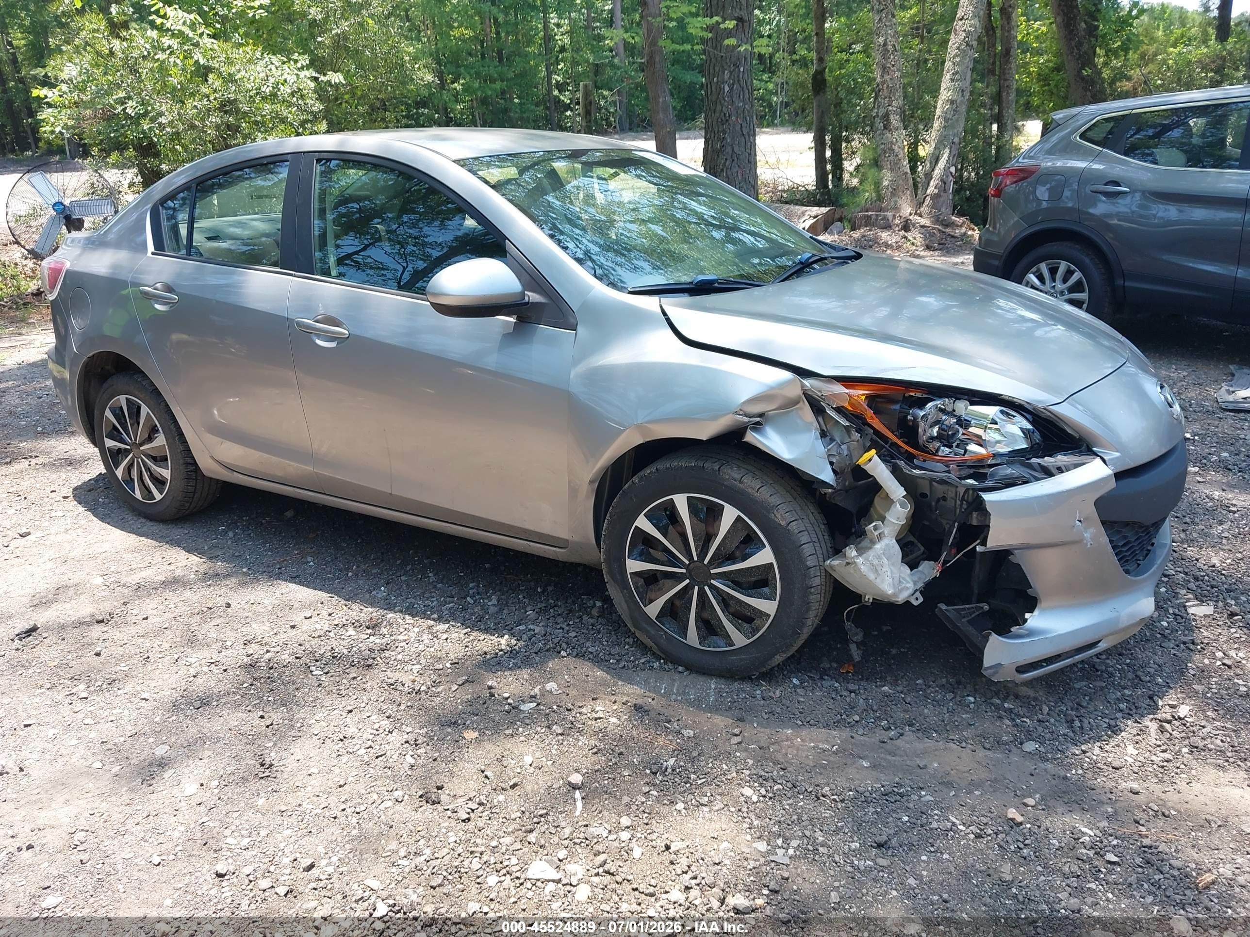2013 Mazda Mazda3 I Sport Gray vin: JM1BL1U72D1757138
